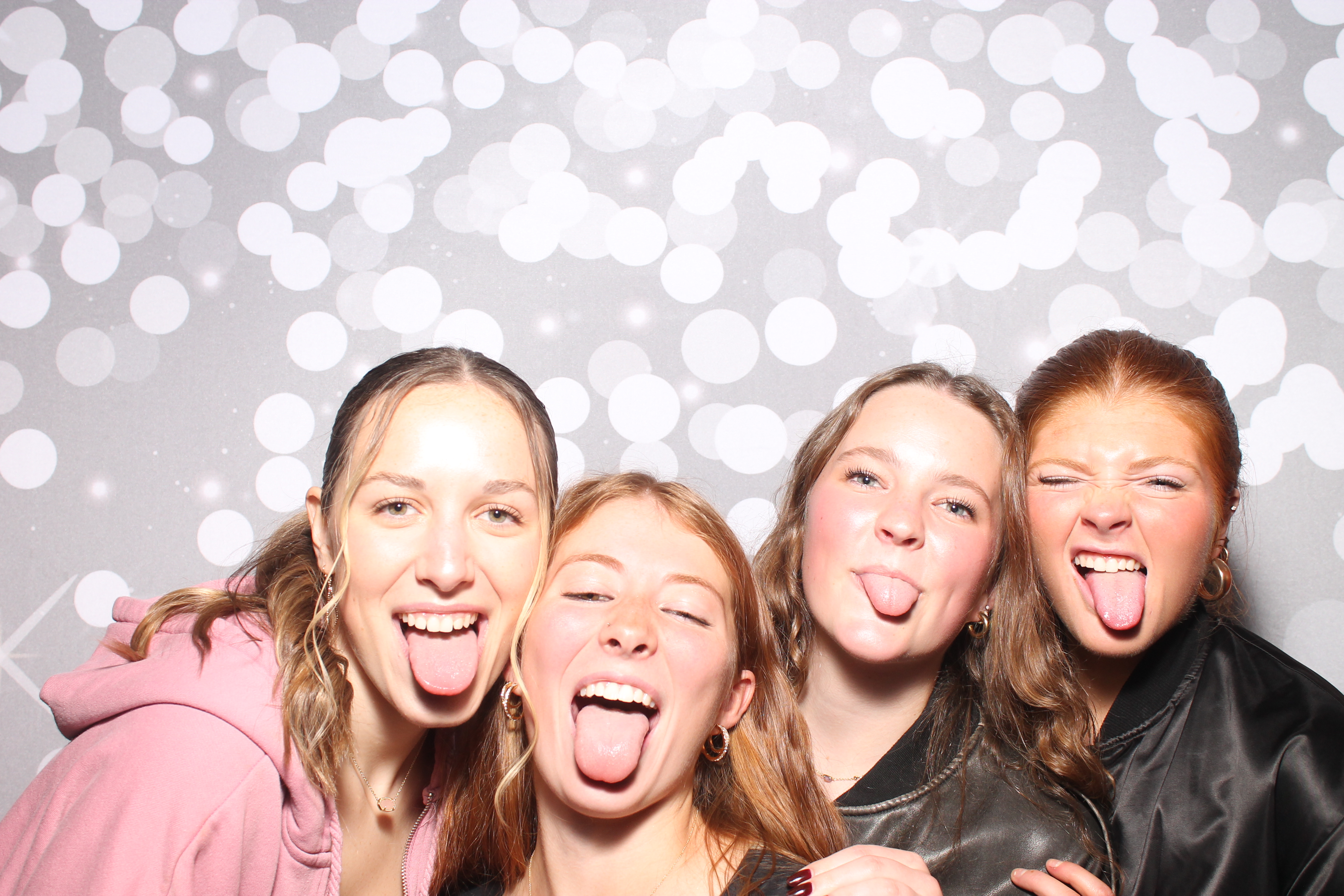 Zeta Tau Alpha Formal | View more photos from the event at gallery.photoboothcincy.com/u/PhotoBoothCincy/Zeta-Tau-Alpha-Formal