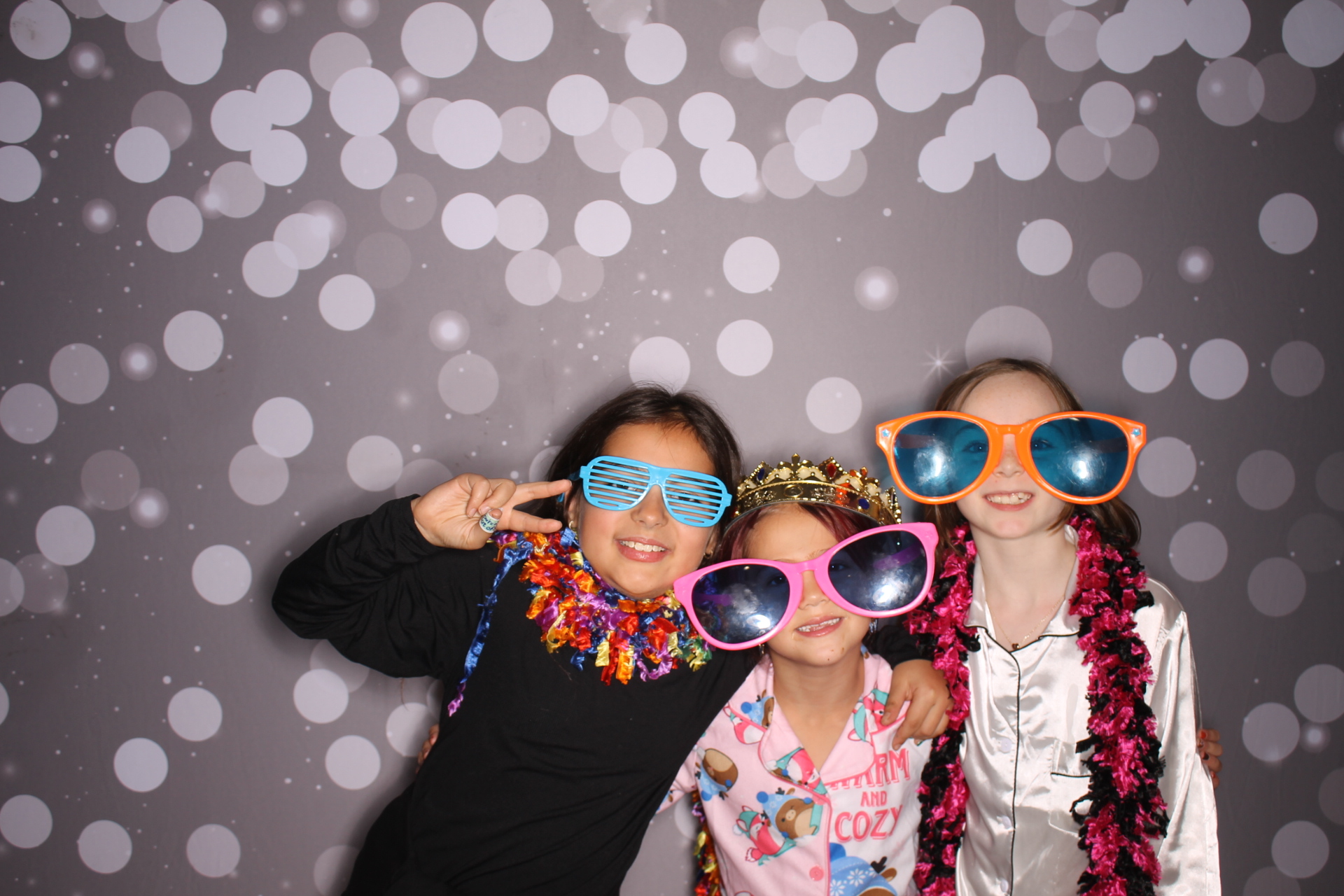 Zoey's Bat Mitzvah  | View more photos from the event at gallery.photoboothcincy.com/u/PhotoBoothCincy/Zoeys-Bat-Mitzvah