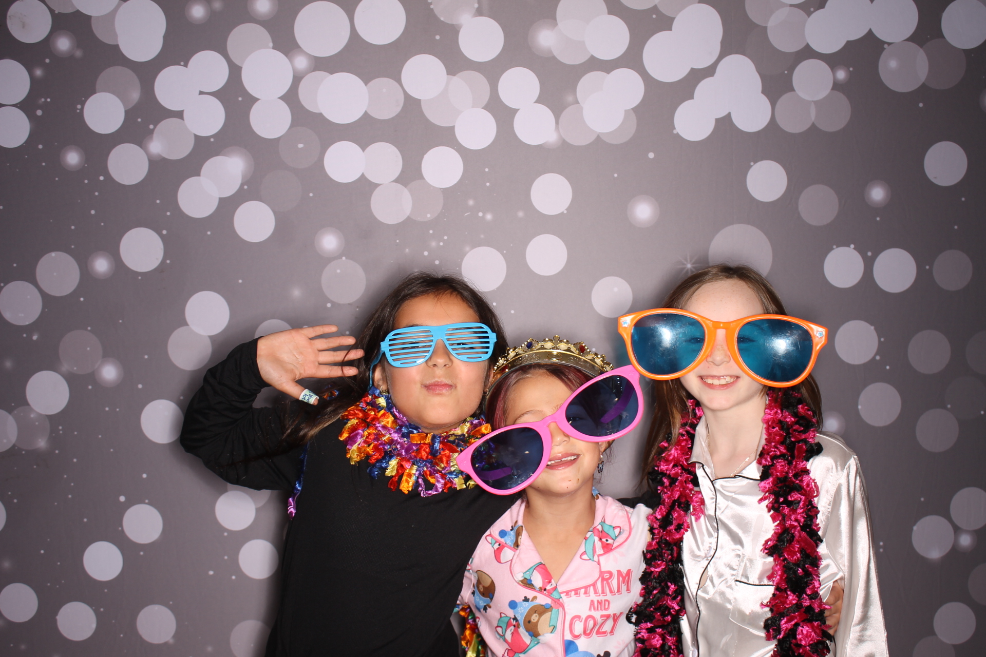 Zoey's Bat Mitzvah  | View more photos from the event at gallery.photoboothcincy.com/u/PhotoBoothCincy/Zoeys-Bat-Mitzvah