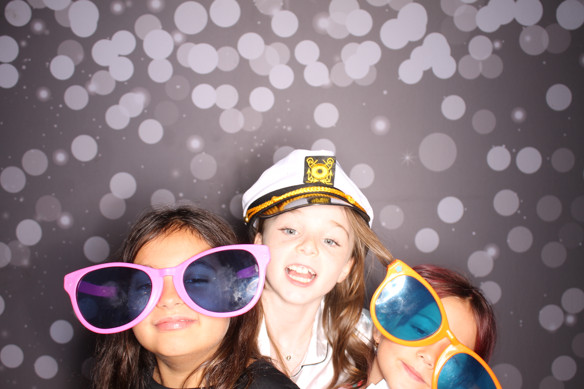 Zoey's Bat Mitzvah  | View more photos from the event at gallery.photoboothcincy.com/u/PhotoBoothCincy/Zoeys-Bat-Mitzvah