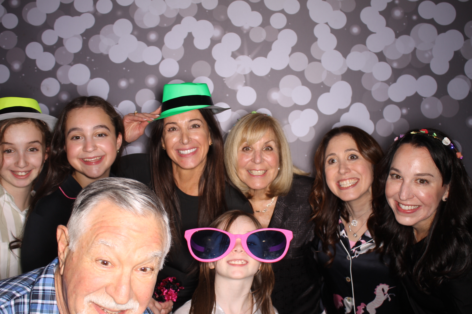 Zoey's Bat Mitzvah  | View more photos from the event at gallery.photoboothcincy.com/u/PhotoBoothCincy/Zoeys-Bat-Mitzvah