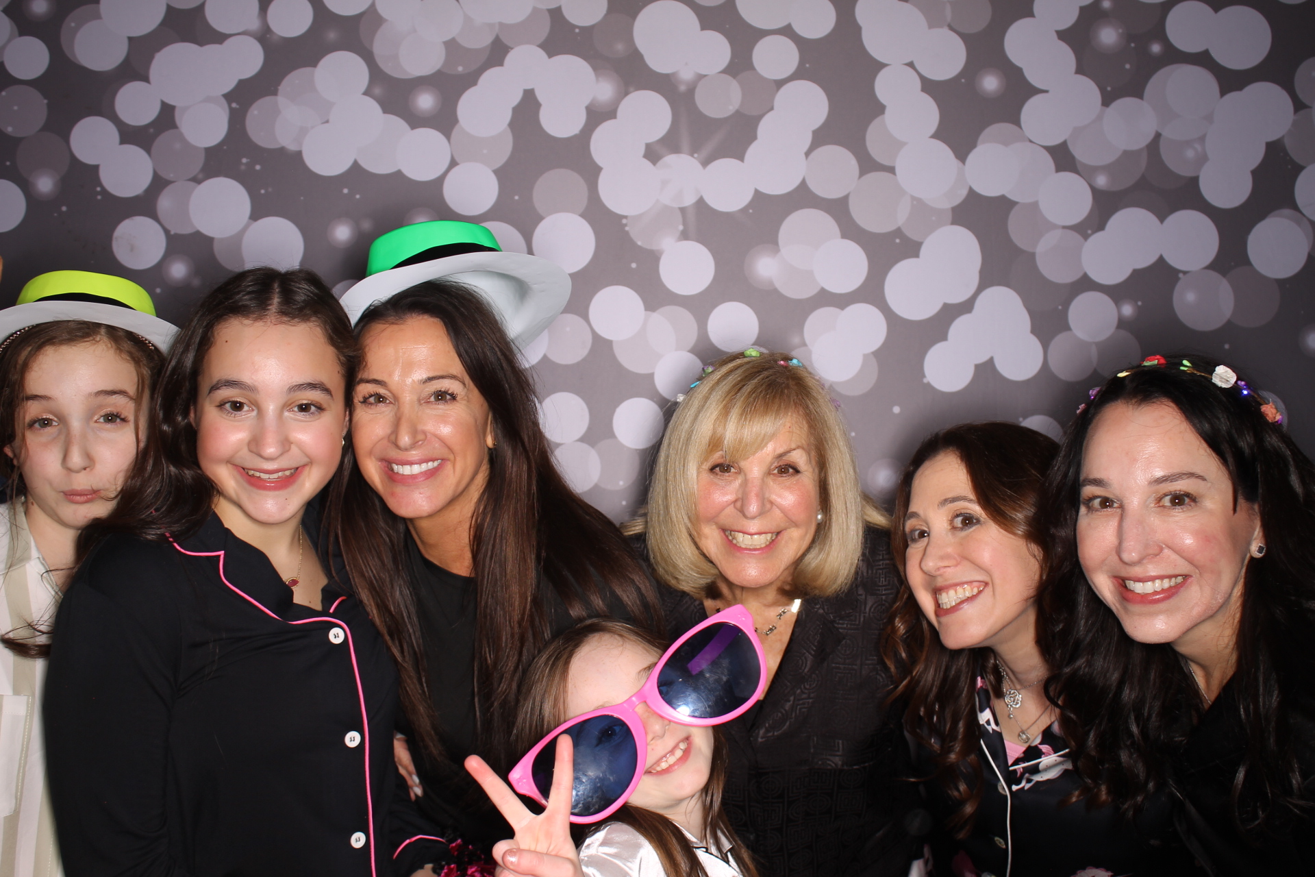 Zoey's Bat Mitzvah  | View more photos from the event at gallery.photoboothcincy.com/u/PhotoBoothCincy/Zoeys-Bat-Mitzvah