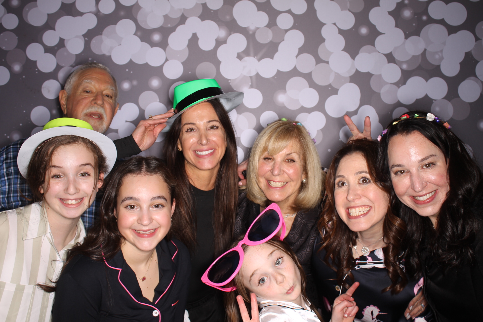Zoey's Bat Mitzvah  | View more photos from the event at gallery.photoboothcincy.com/u/PhotoBoothCincy/Zoeys-Bat-Mitzvah