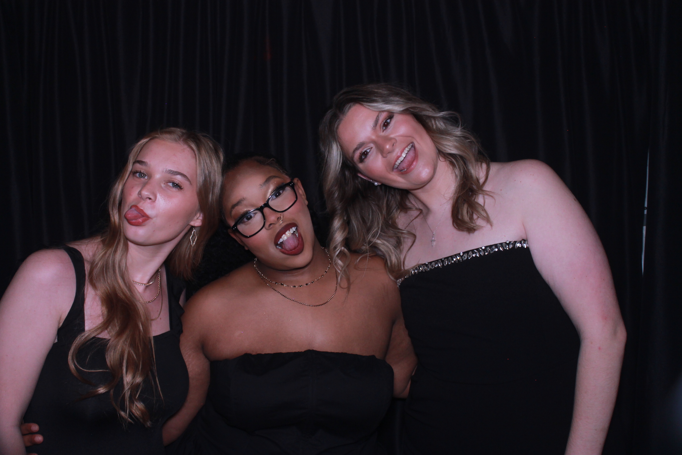 2025 Victors Award Show | View more photos from the event at gallery.photoboothcincy.com/u/PhotoBoothCincy/2025-Victors-Award-Show
