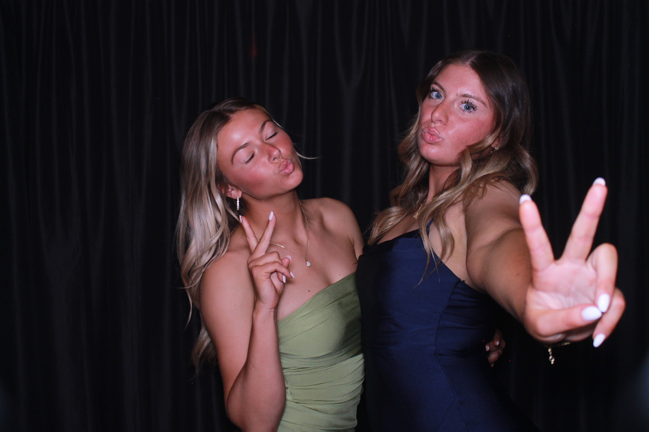 2025 Victors Award Show | View more photos from the event at gallery.photoboothcincy.com/u/PhotoBoothCincy/2025-Victors-Award-Show