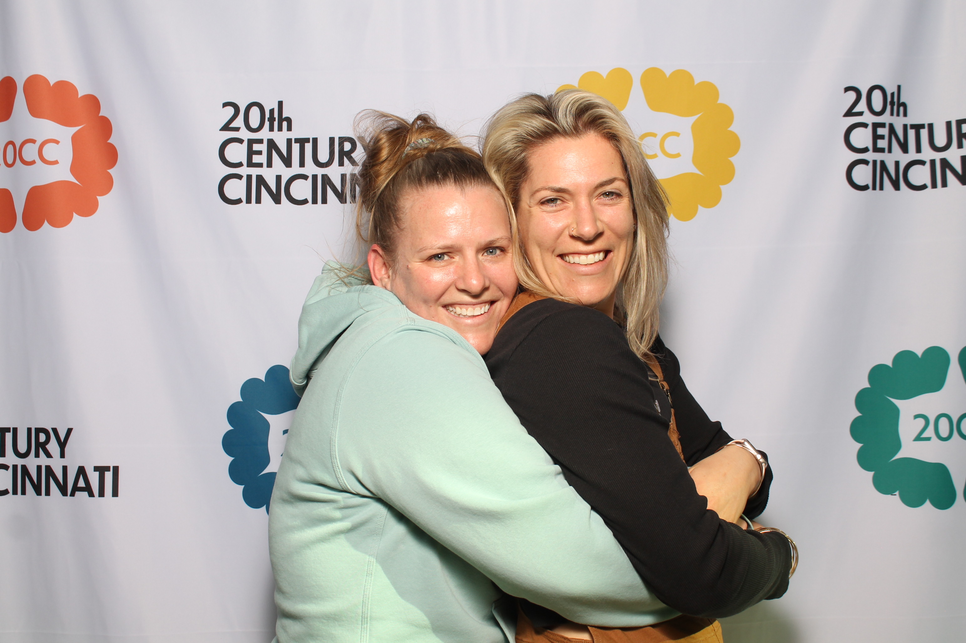 20th Centry Cincinnati | View more photos from the event at gallery.photoboothcincy.com/u/PhotoBoothCincy/20th-Centry-Cincinnati