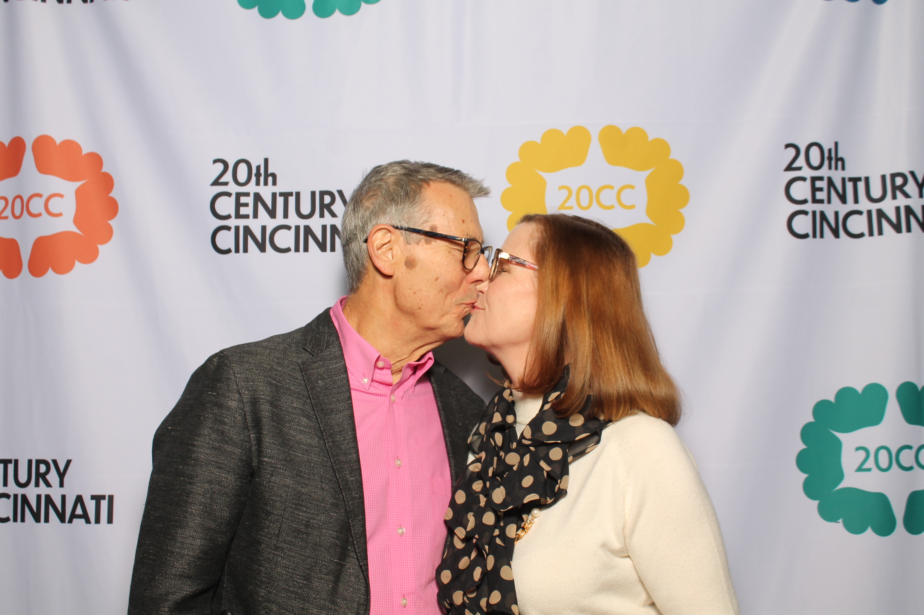 20th Centry Cincinnati | View more photos from the event at gallery.photoboothcincy.com/u/PhotoBoothCincy/20th-Centry-Cincinnati