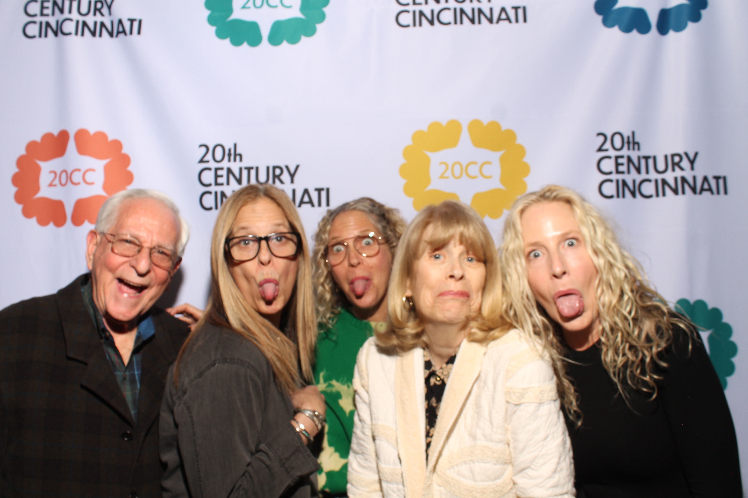 20th Centry Cincinnati | View more photos from the event at gallery.photoboothcincy.com/u/PhotoBoothCincy/20th-Centry-Cincinnati