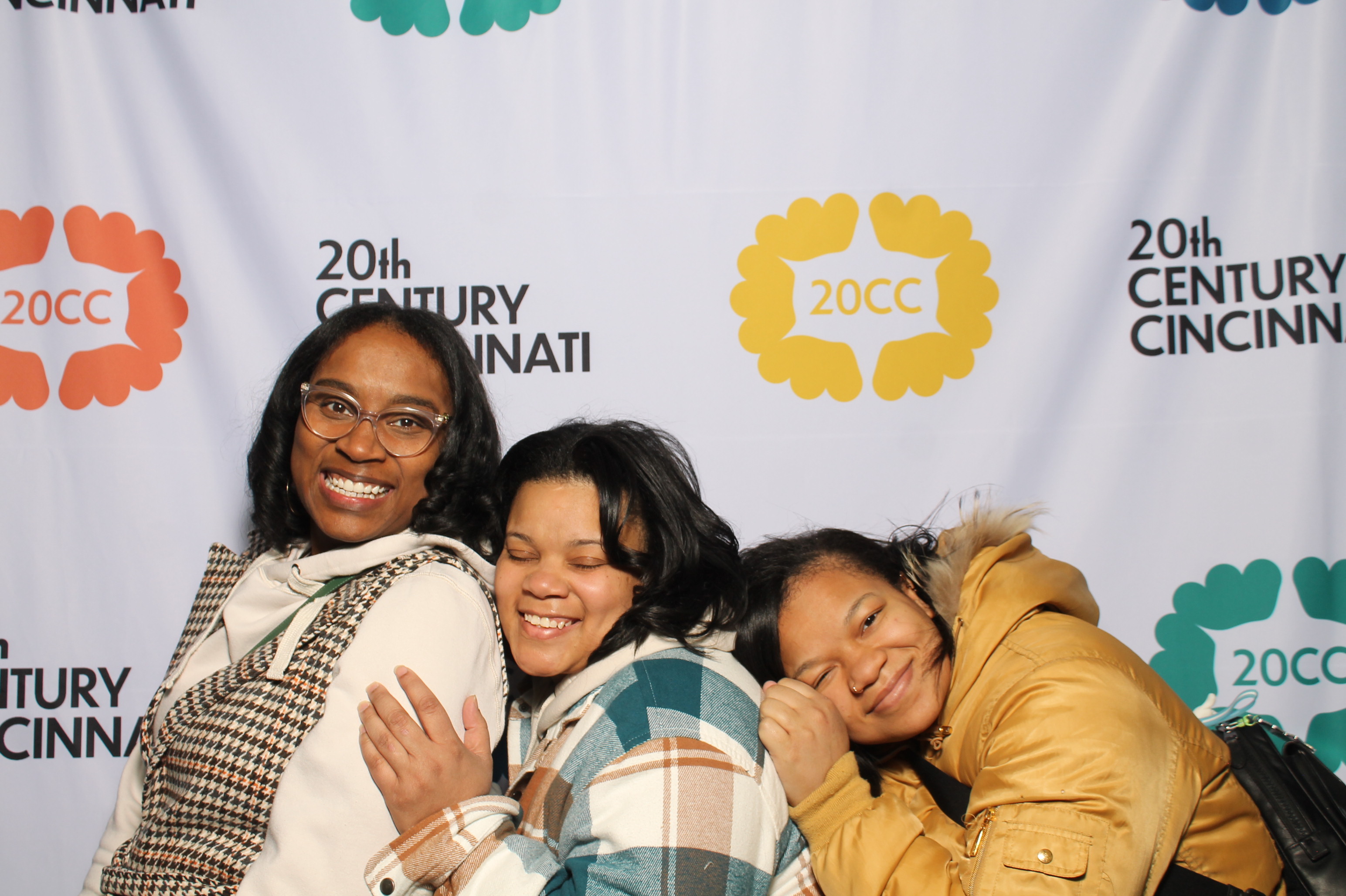 20th Centry Cincinnati | View more photos from the event at gallery.photoboothcincy.com/u/PhotoBoothCincy/20th-Centry-Cincinnati