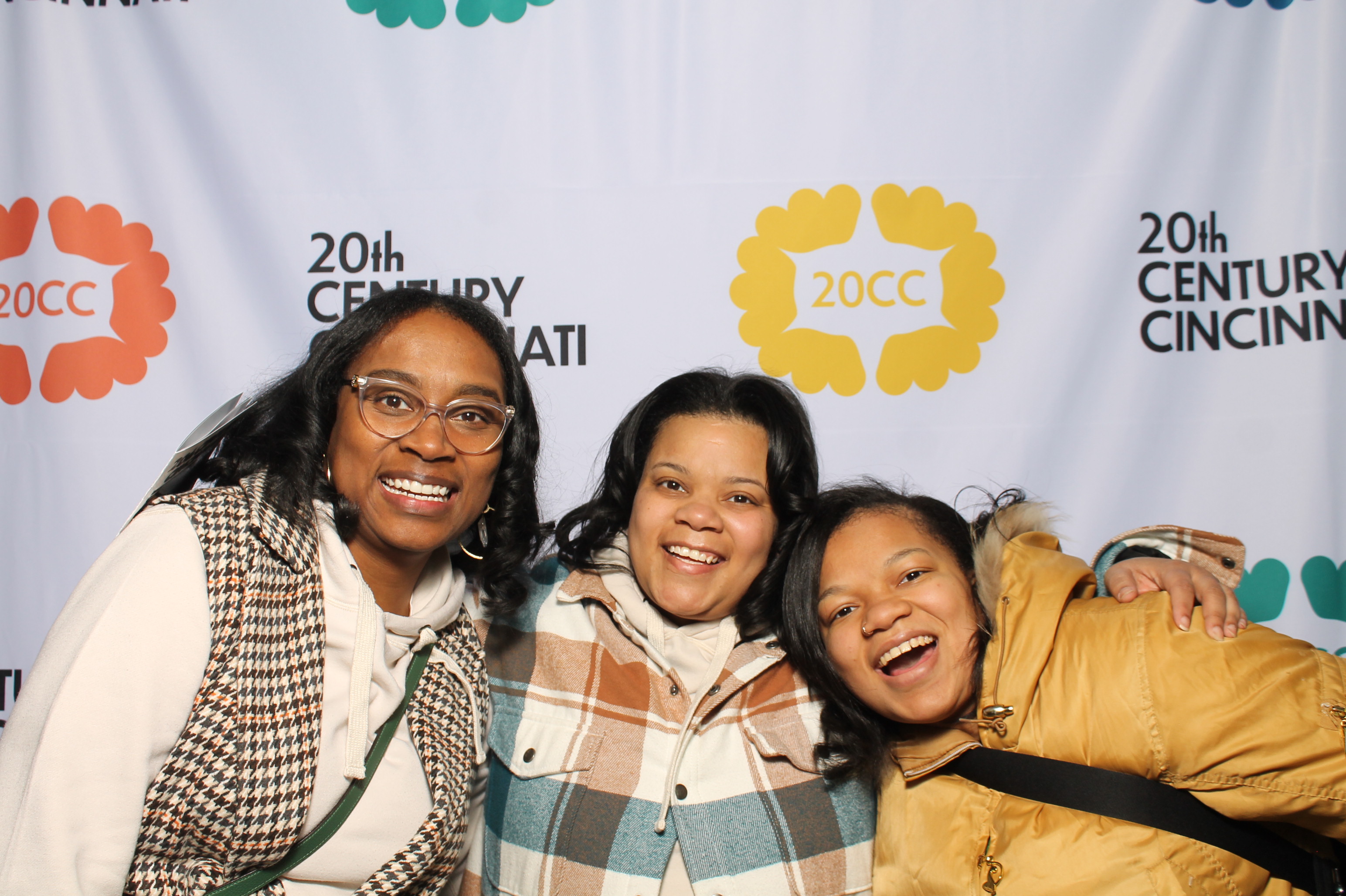 20th Centry Cincinnati | View more photos from the event at gallery.photoboothcincy.com/u/PhotoBoothCincy/20th-Centry-Cincinnati