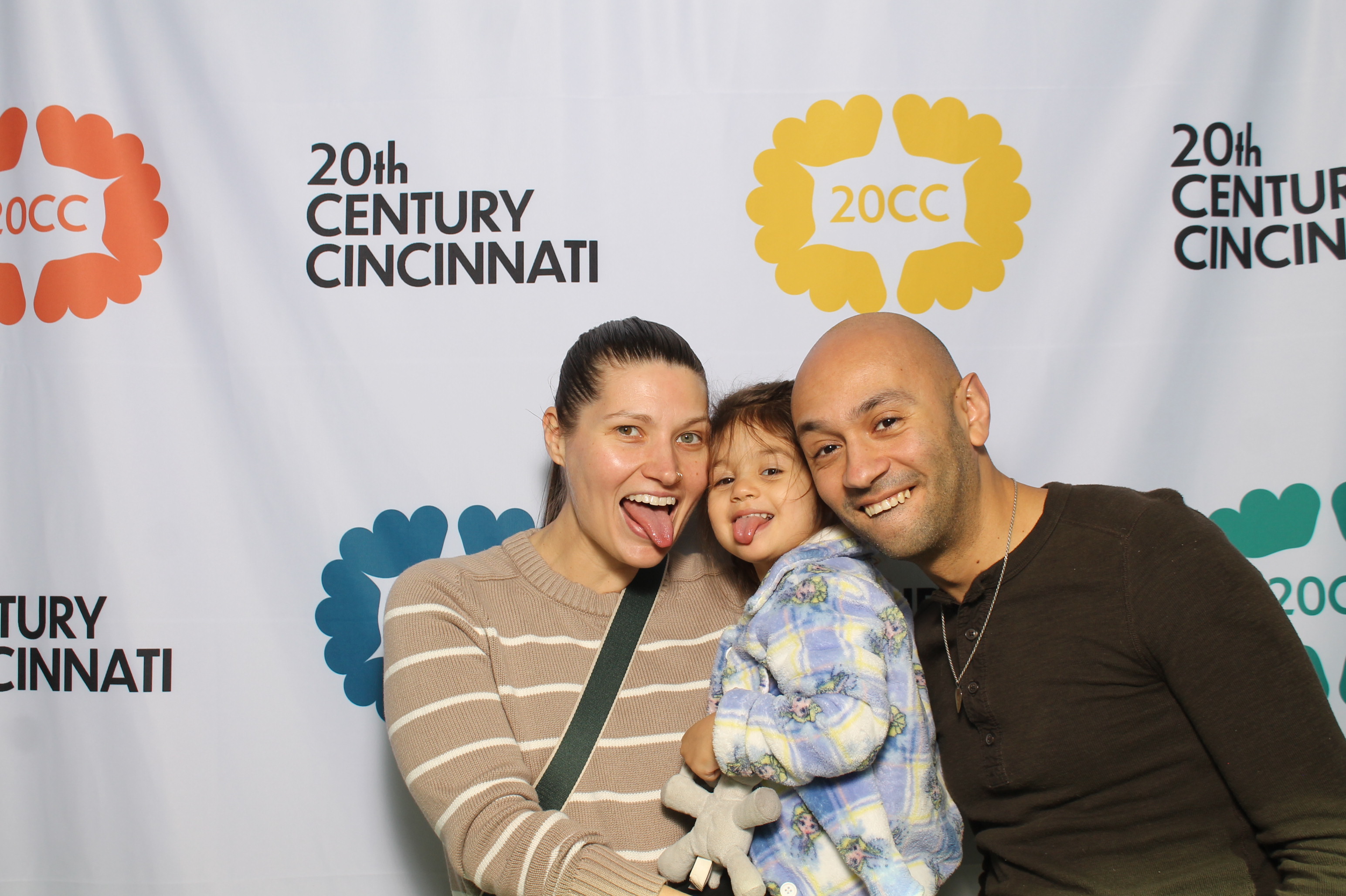 20th Centry Cincinnati | View more photos from the event at gallery.photoboothcincy.com/u/PhotoBoothCincy/20th-Centry-Cincinnati