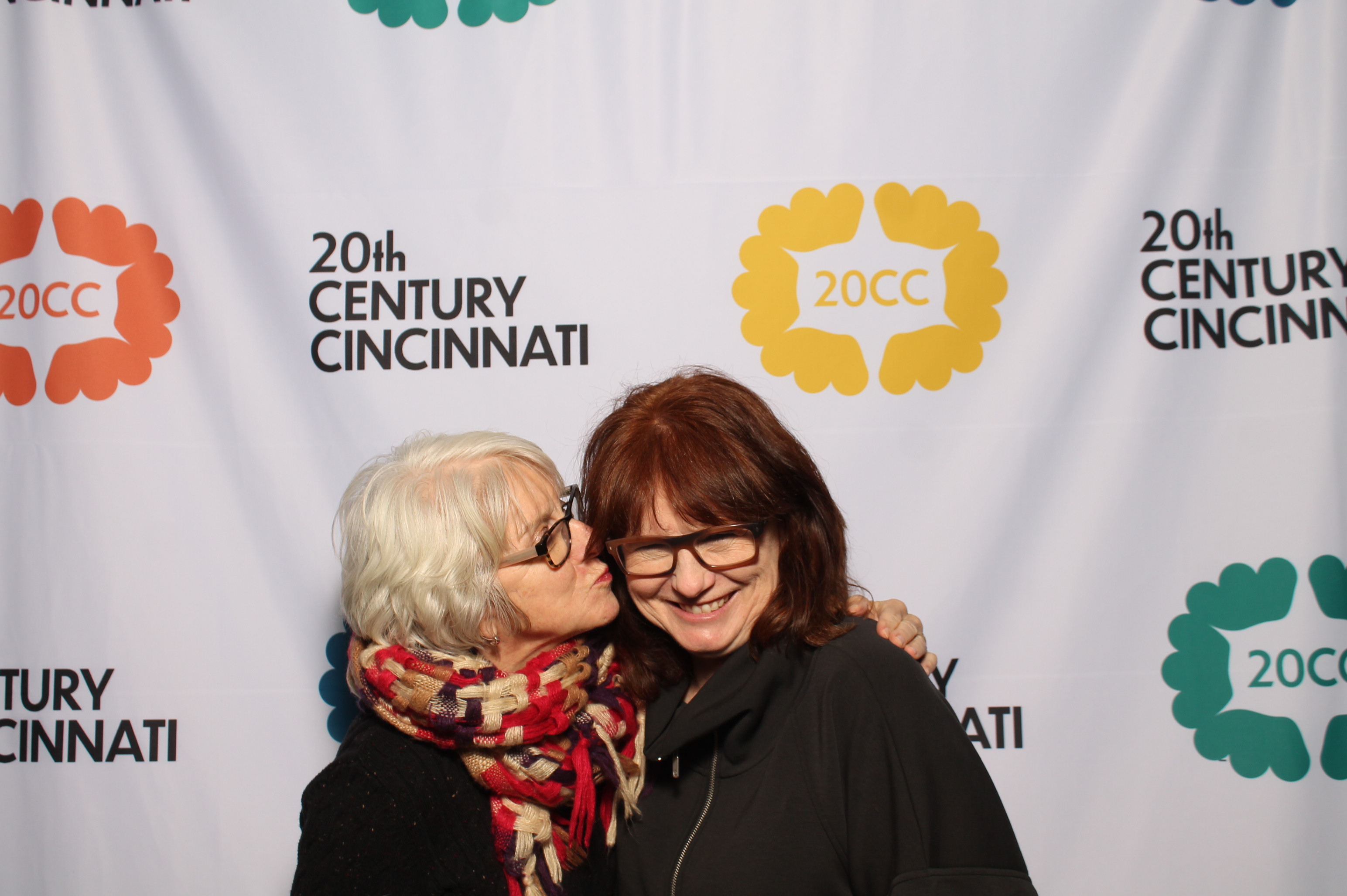 20th Centry Cincinnati | View more photos from the event at gallery.photoboothcincy.com/u/PhotoBoothCincy/20th-Centry-Cincinnati