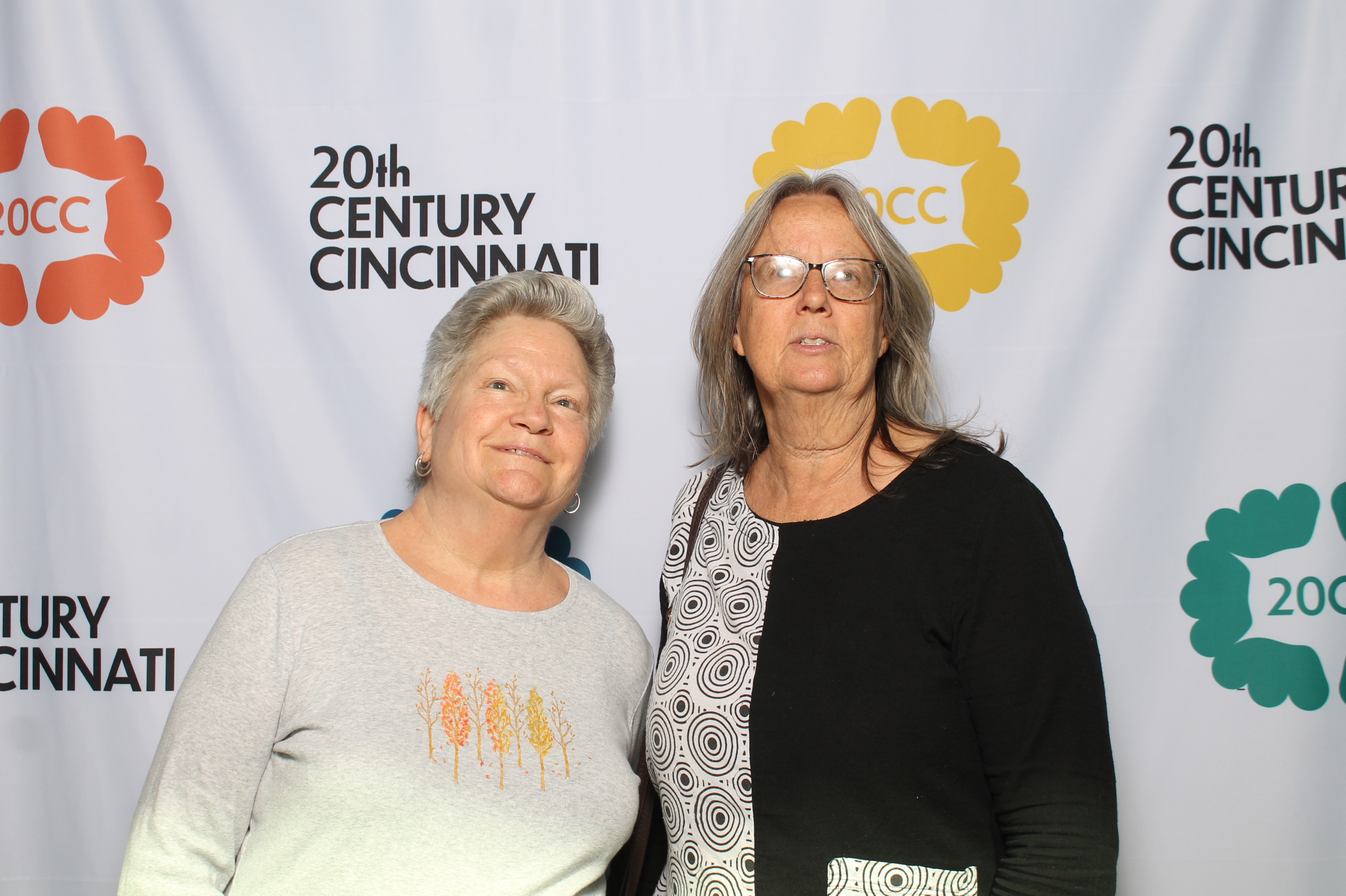20th Centry Cincinnati | View more photos from the event at gallery.photoboothcincy.com/u/PhotoBoothCincy/20th-Centry-Cincinnati