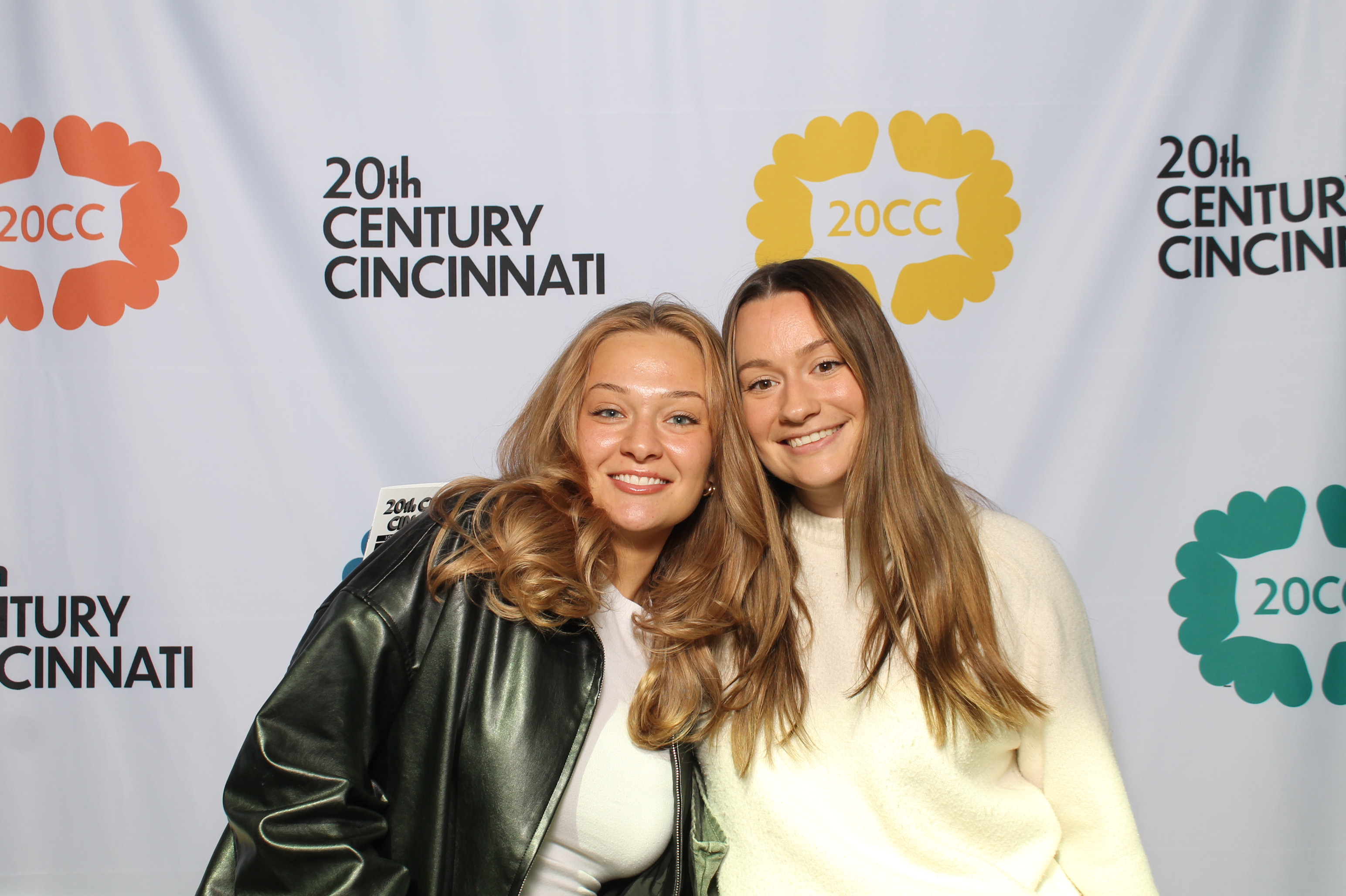 20th Centry Cincinnati | View more photos from the event at gallery.photoboothcincy.com/u/PhotoBoothCincy/20th-Centry-Cincinnati