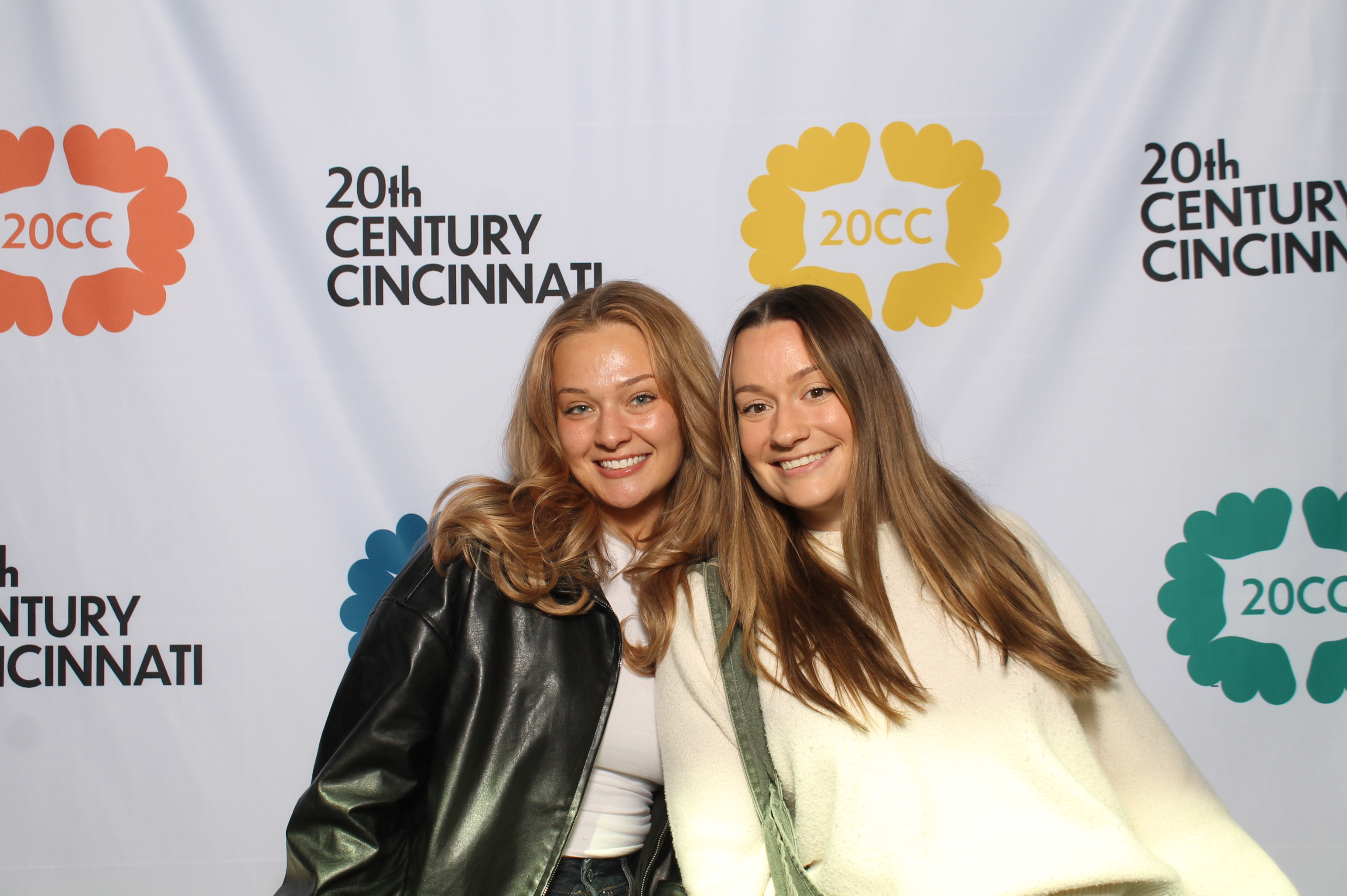 20th Centry Cincinnati | View more photos from the event at gallery.photoboothcincy.com/u/PhotoBoothCincy/20th-Centry-Cincinnati