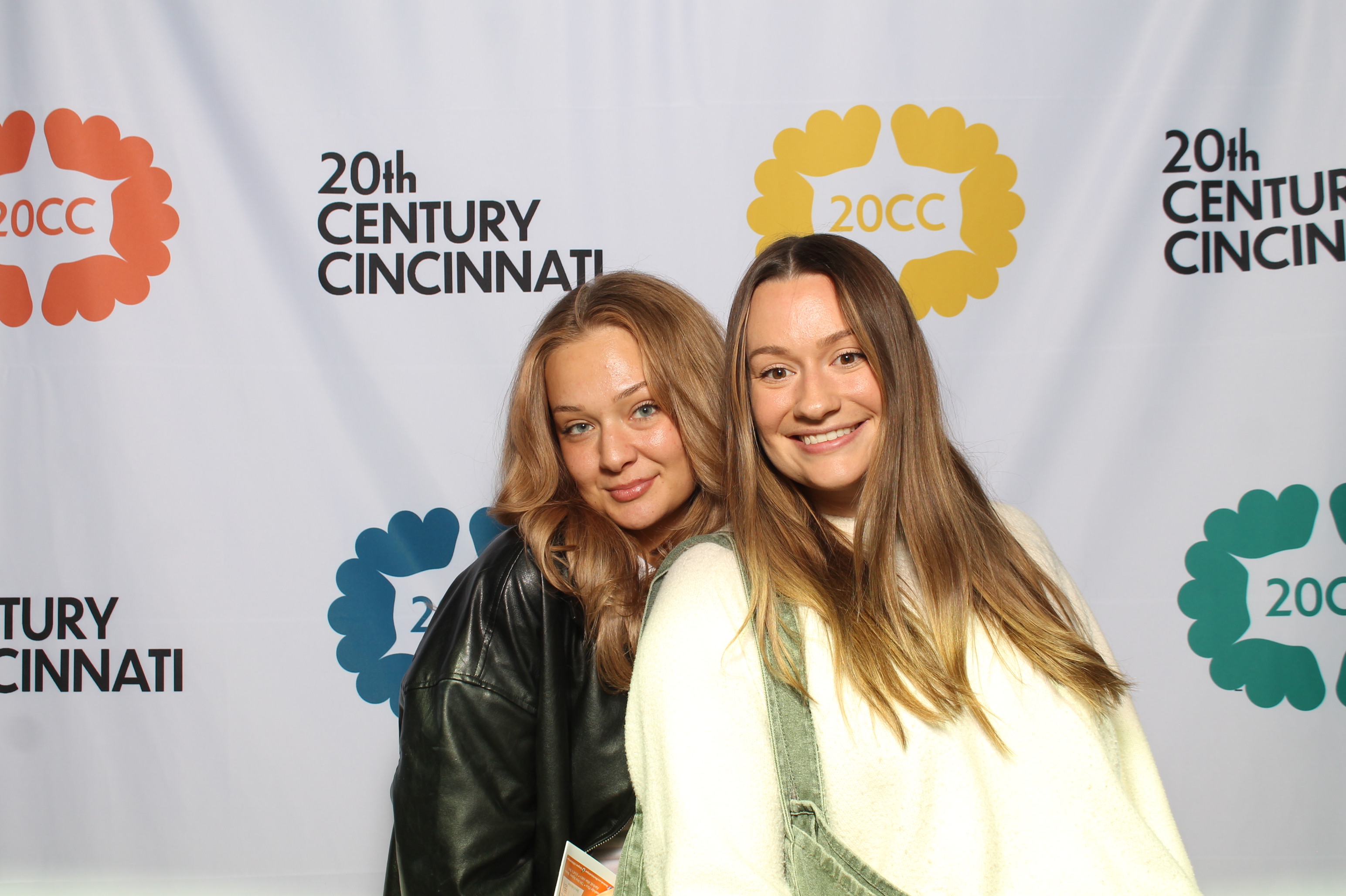 20th Centry Cincinnati | View more photos from the event at gallery.photoboothcincy.com/u/PhotoBoothCincy/20th-Centry-Cincinnati
