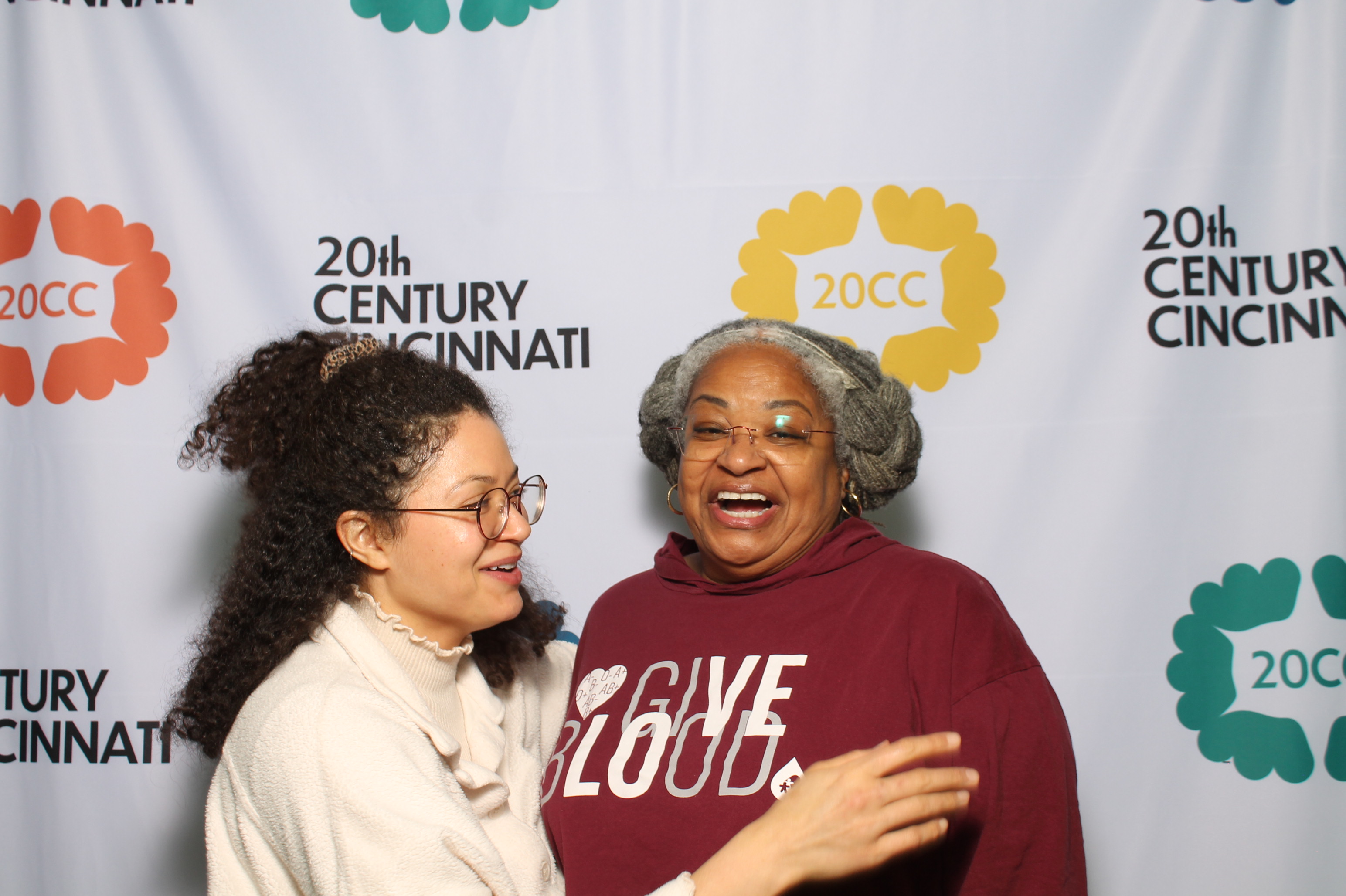 20th Centry Cincinnati | View more photos from the event at gallery.photoboothcincy.com/u/PhotoBoothCincy/20th-Centry-Cincinnati
