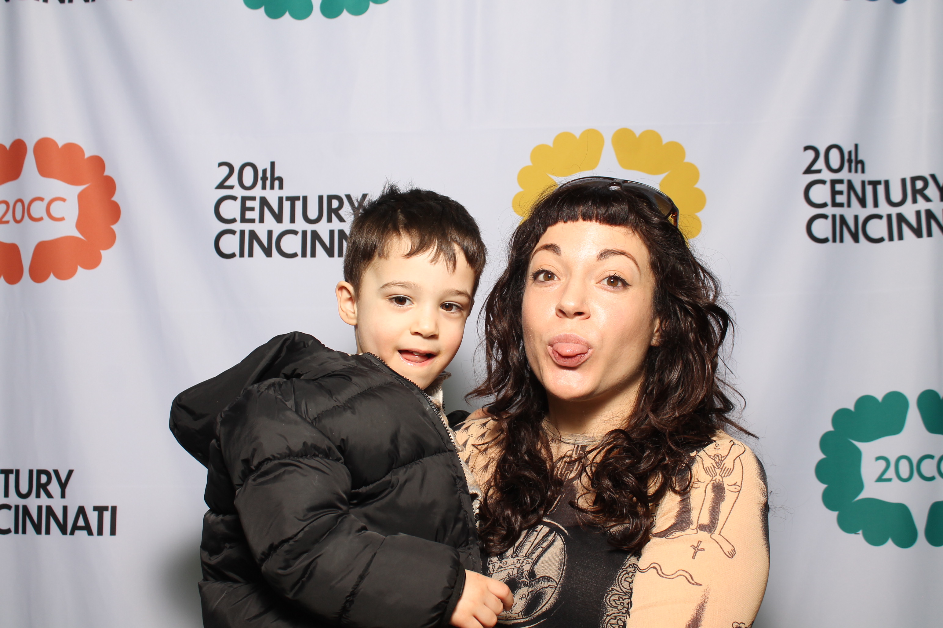 20th Centry Cincinnati | View more photos from the event at gallery.photoboothcincy.com/u/PhotoBoothCincy/20th-Centry-Cincinnati