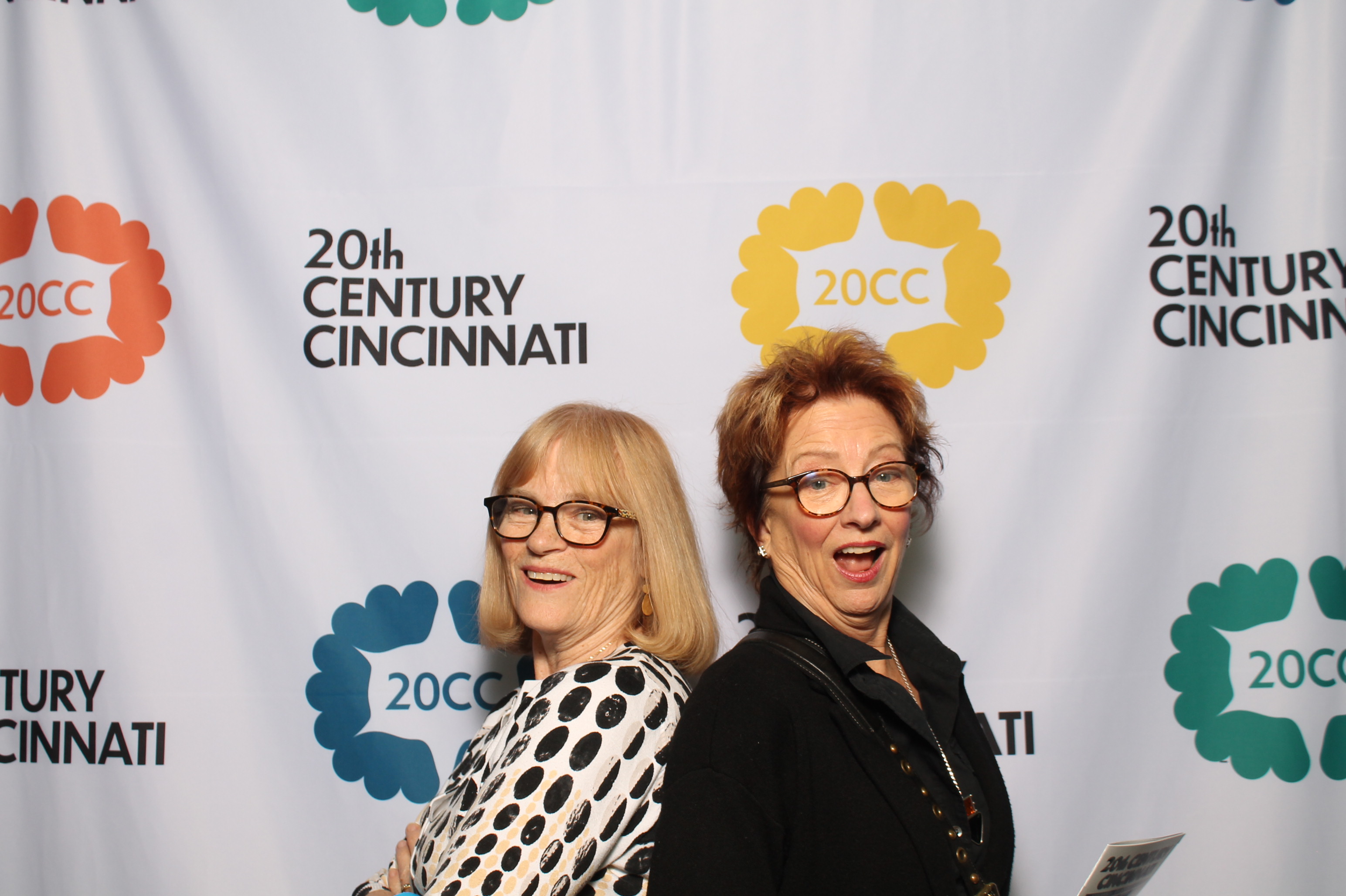 20th Centry Cincinnati | View more photos from the event at gallery.photoboothcincy.com/u/PhotoBoothCincy/20th-Centry-Cincinnati