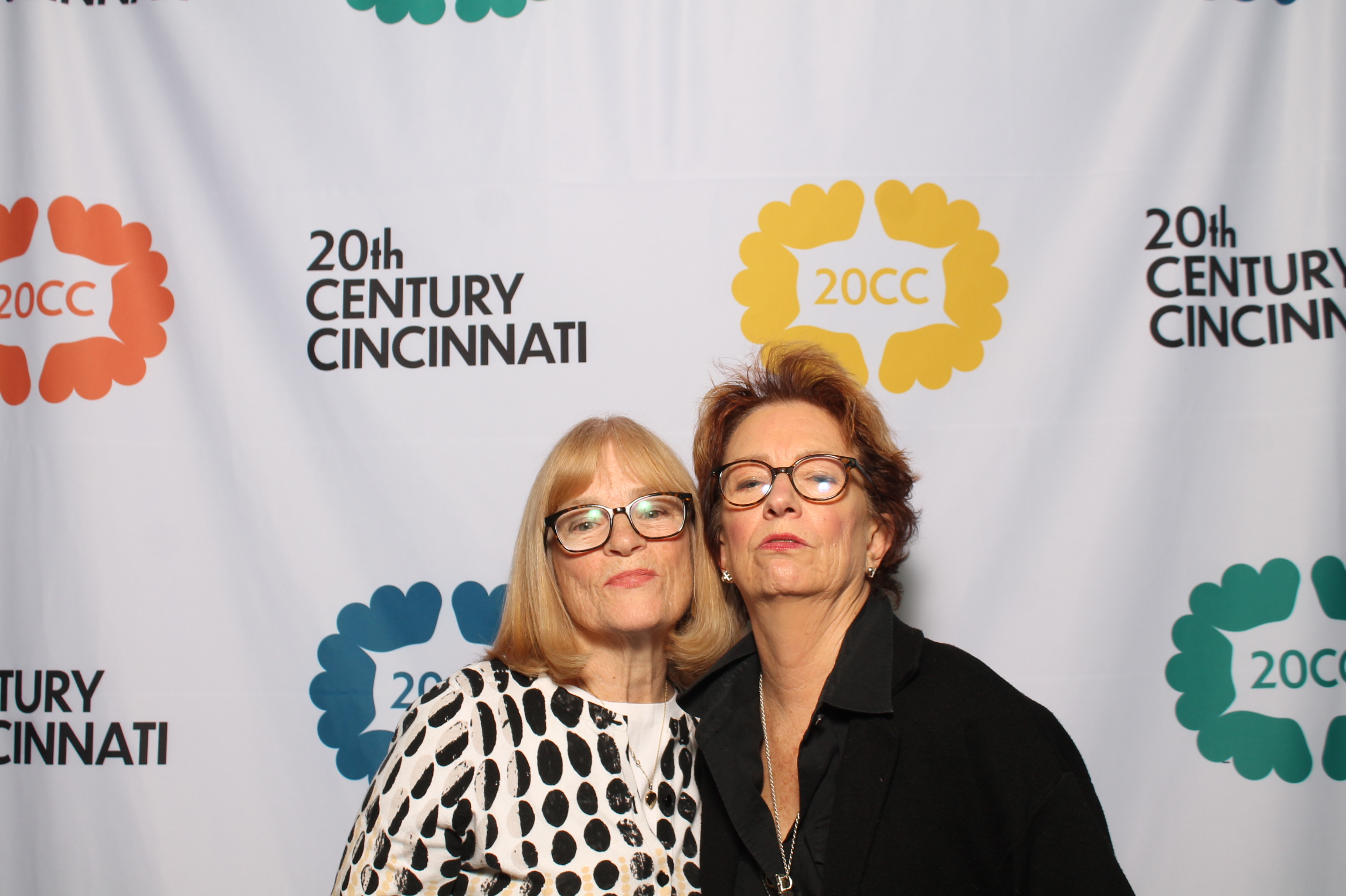 20th Centry Cincinnati | View more photos from the event at gallery.photoboothcincy.com/u/PhotoBoothCincy/20th-Centry-Cincinnati
