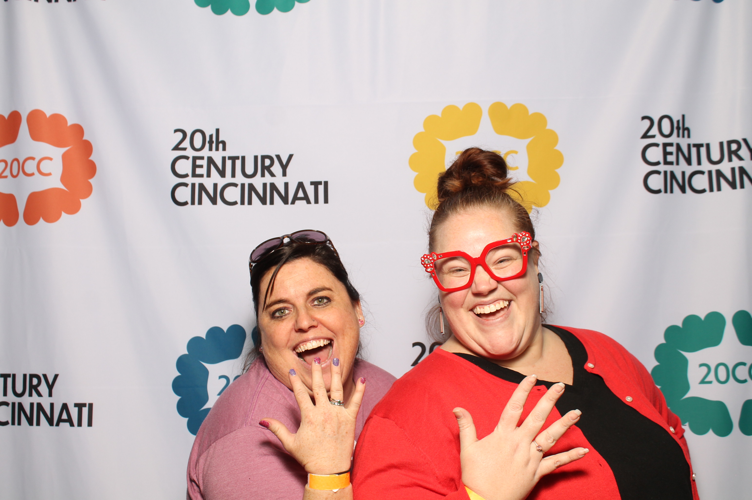 20th Centry Cincinnati | View more photos from the event at gallery.photoboothcincy.com/u/PhotoBoothCincy/20th-Centry-Cincinnati