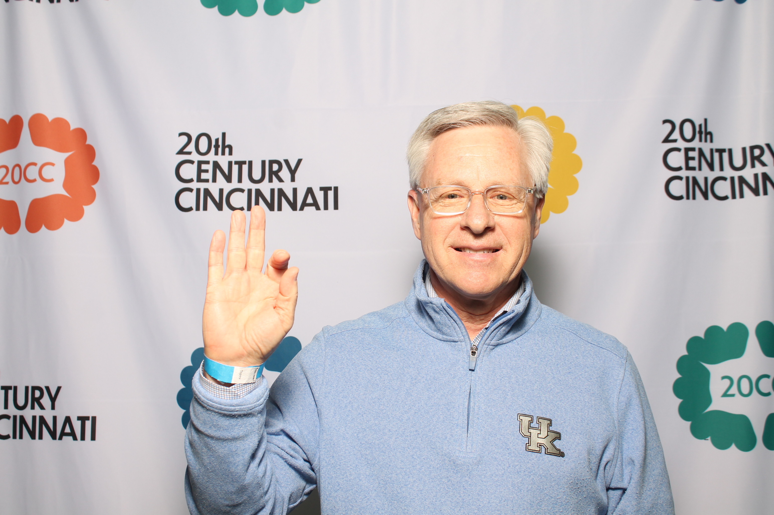 20th Centry Cincinnati | View more photos from the event at gallery.photoboothcincy.com/u/PhotoBoothCincy/20th-Centry-Cincinnati