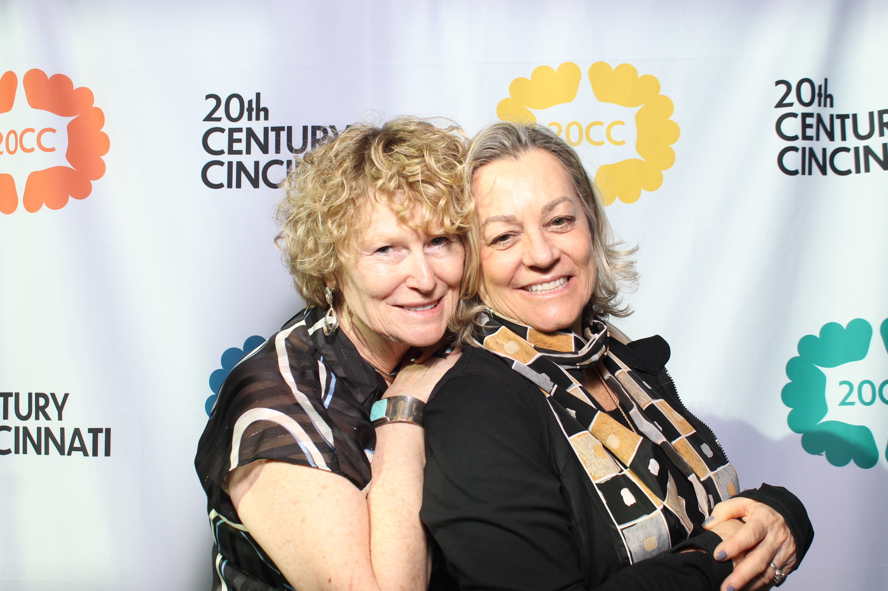 20th Centry Cincinnati | View more photos from the event at gallery.photoboothcincy.com/u/PhotoBoothCincy/20th-Centry-Cincinnati