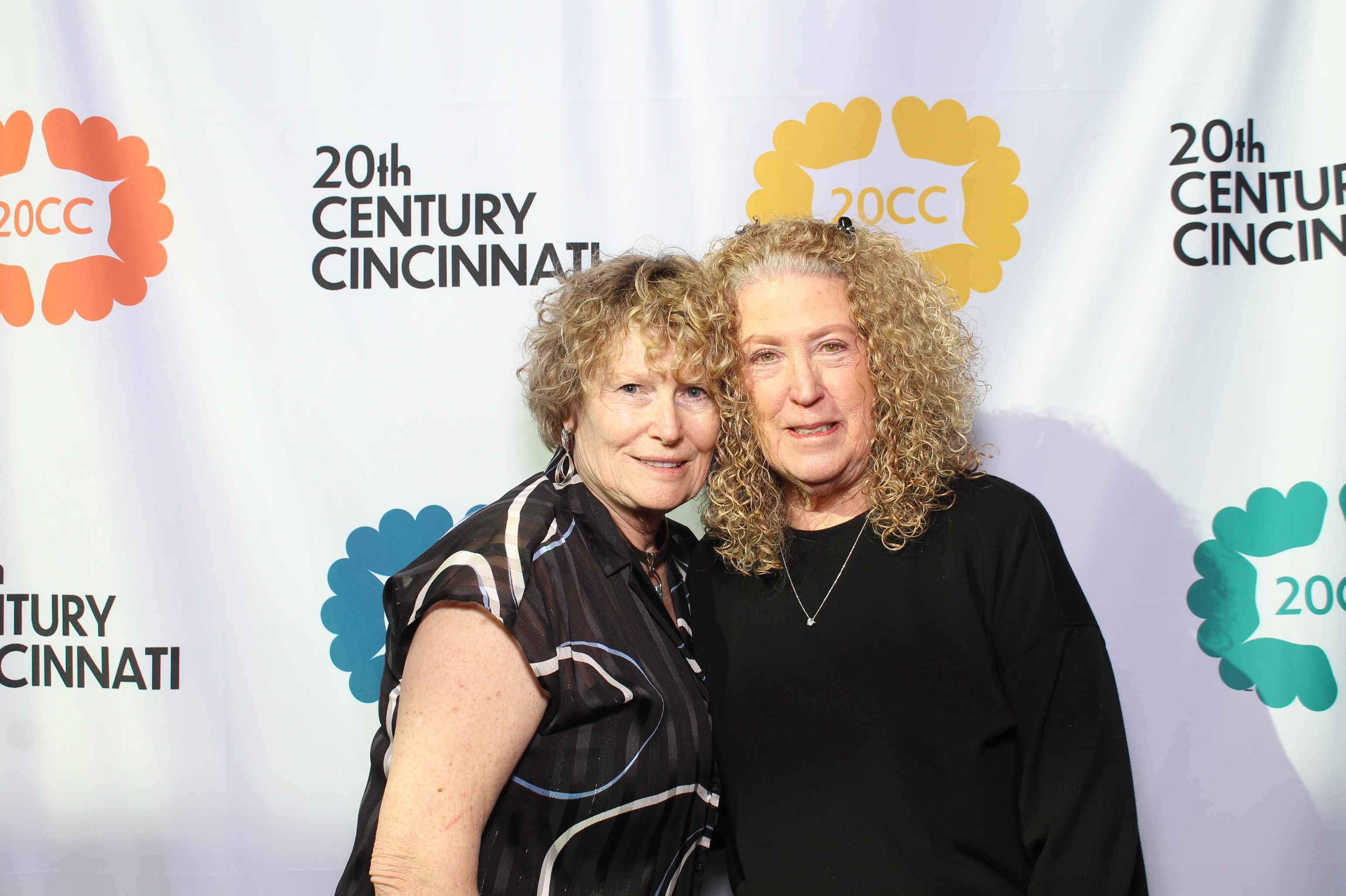 20th Centry Cincinnati | View more photos from the event at gallery.photoboothcincy.com/u/PhotoBoothCincy/20th-Centry-Cincinnati