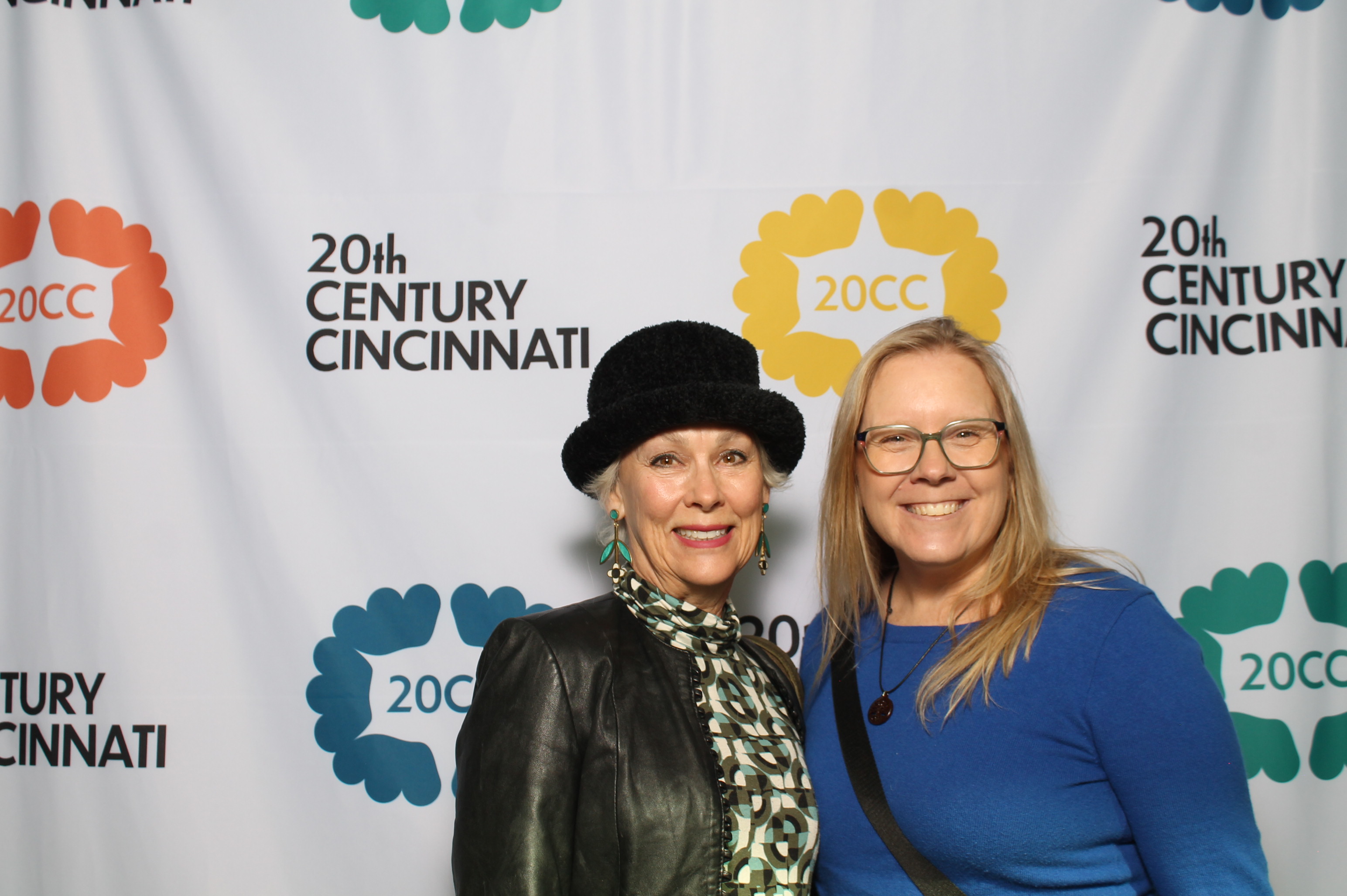 20th Centry Cincinnati | View more photos from the event at gallery.photoboothcincy.com/u/PhotoBoothCincy/20th-Centry-Cincinnati