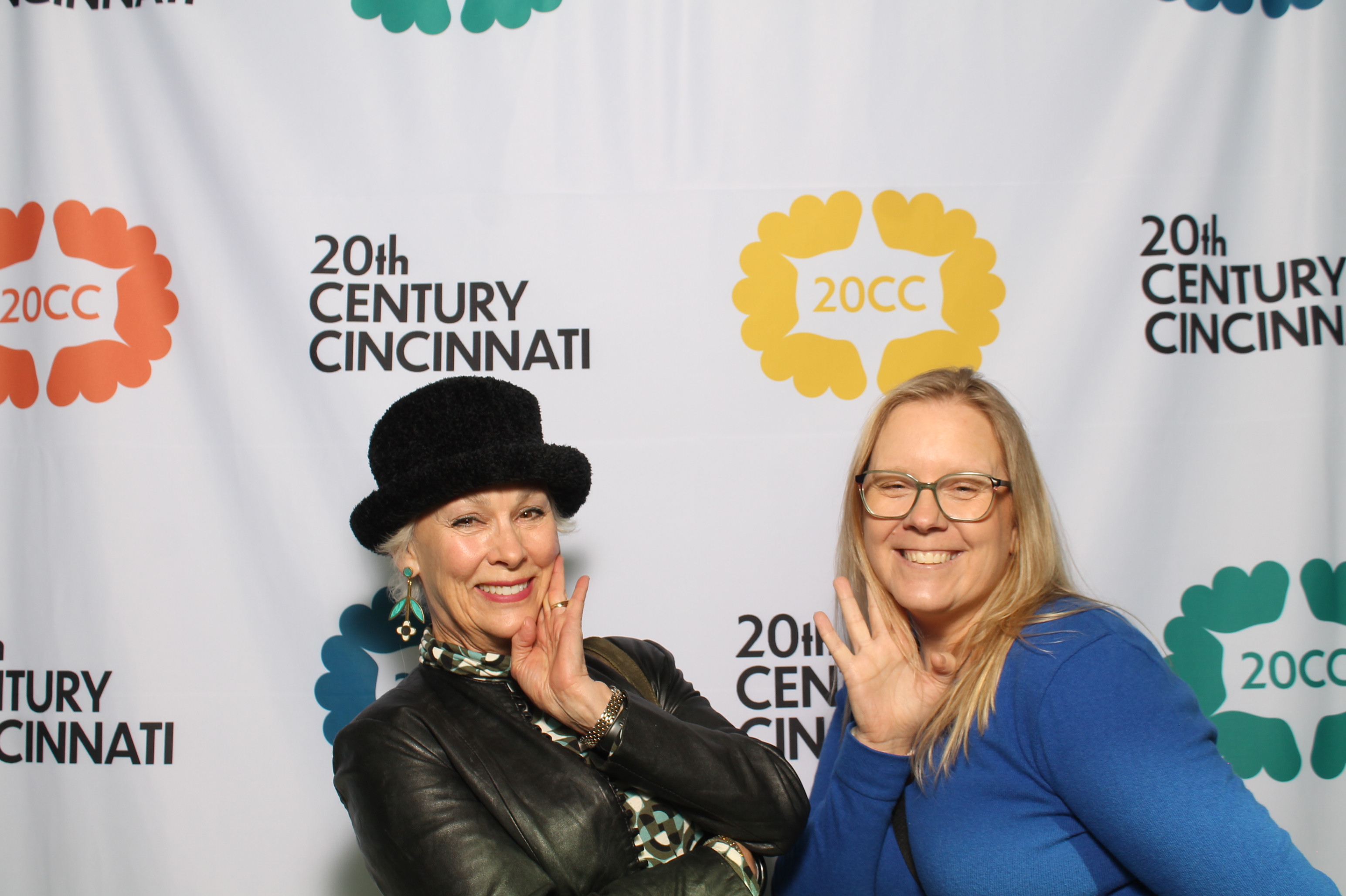 20th Centry Cincinnati | View more photos from the event at gallery.photoboothcincy.com/u/PhotoBoothCincy/20th-Centry-Cincinnati