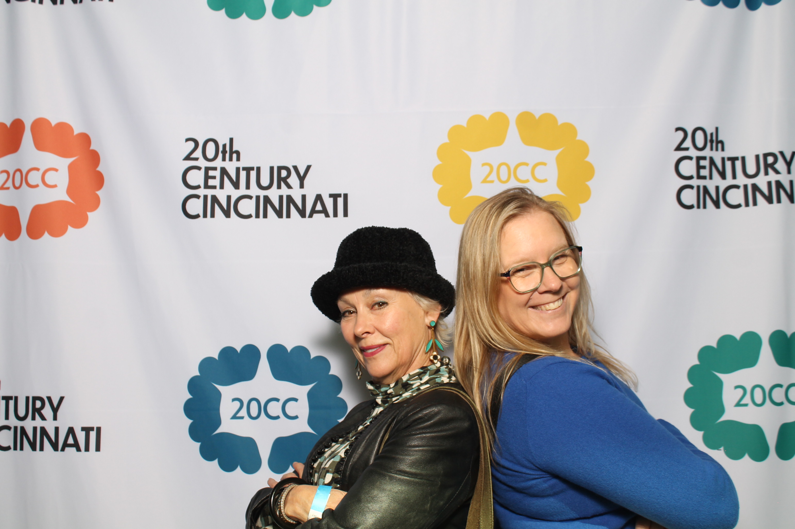 20th Centry Cincinnati | View more photos from the event at gallery.photoboothcincy.com/u/PhotoBoothCincy/20th-Centry-Cincinnati