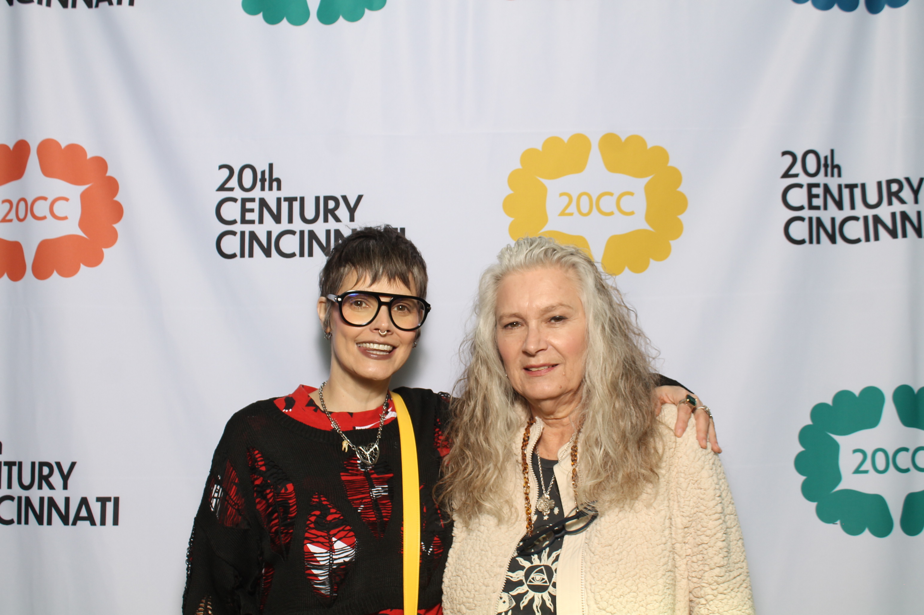 20th Centry Cincinnati | View more photos from the event at gallery.photoboothcincy.com/u/PhotoBoothCincy/20th-Centry-Cincinnati