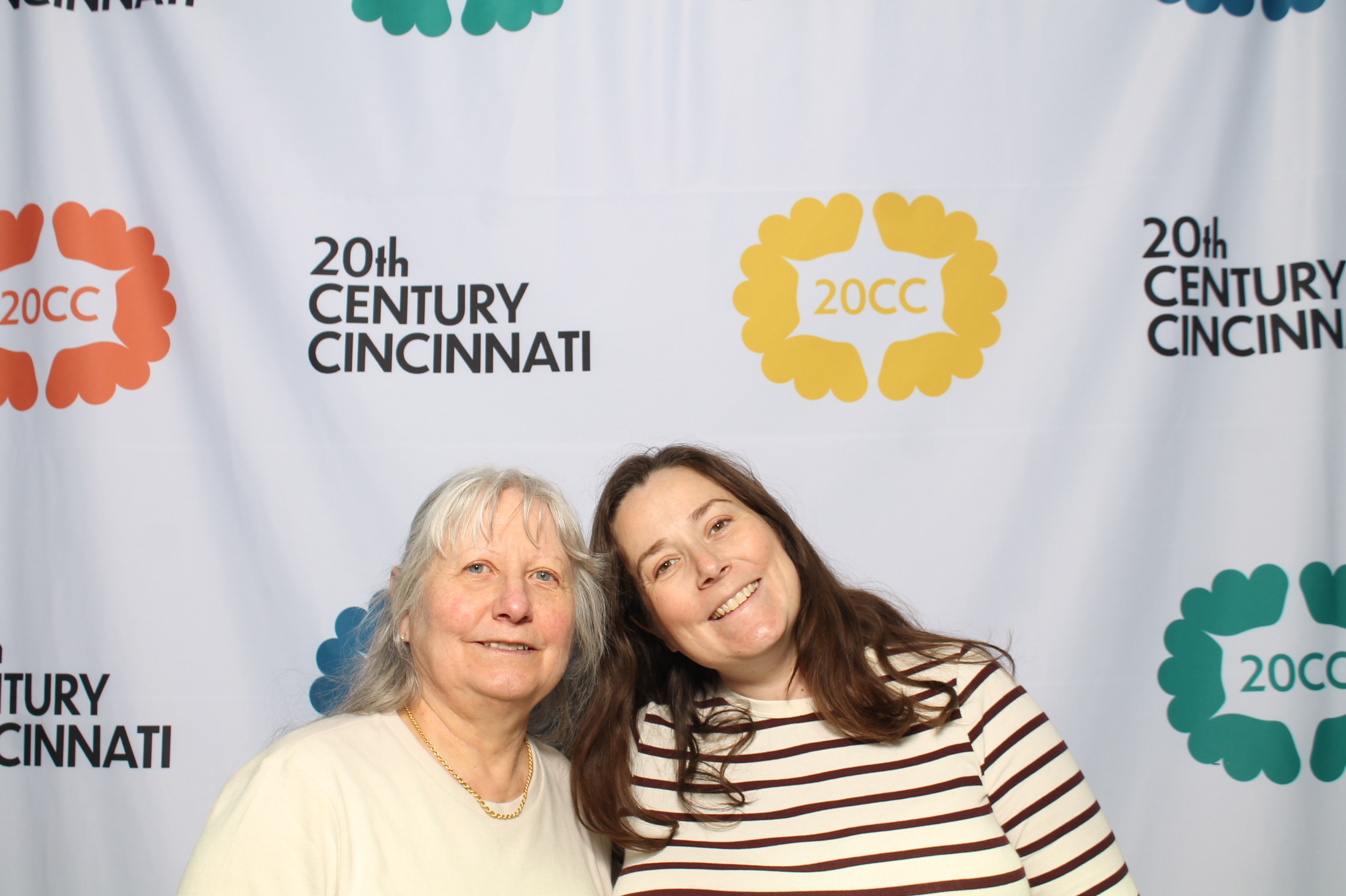 20th Centry Cincinnati | View more photos from the event at gallery.photoboothcincy.com/u/PhotoBoothCincy/20th-Centry-Cincinnati