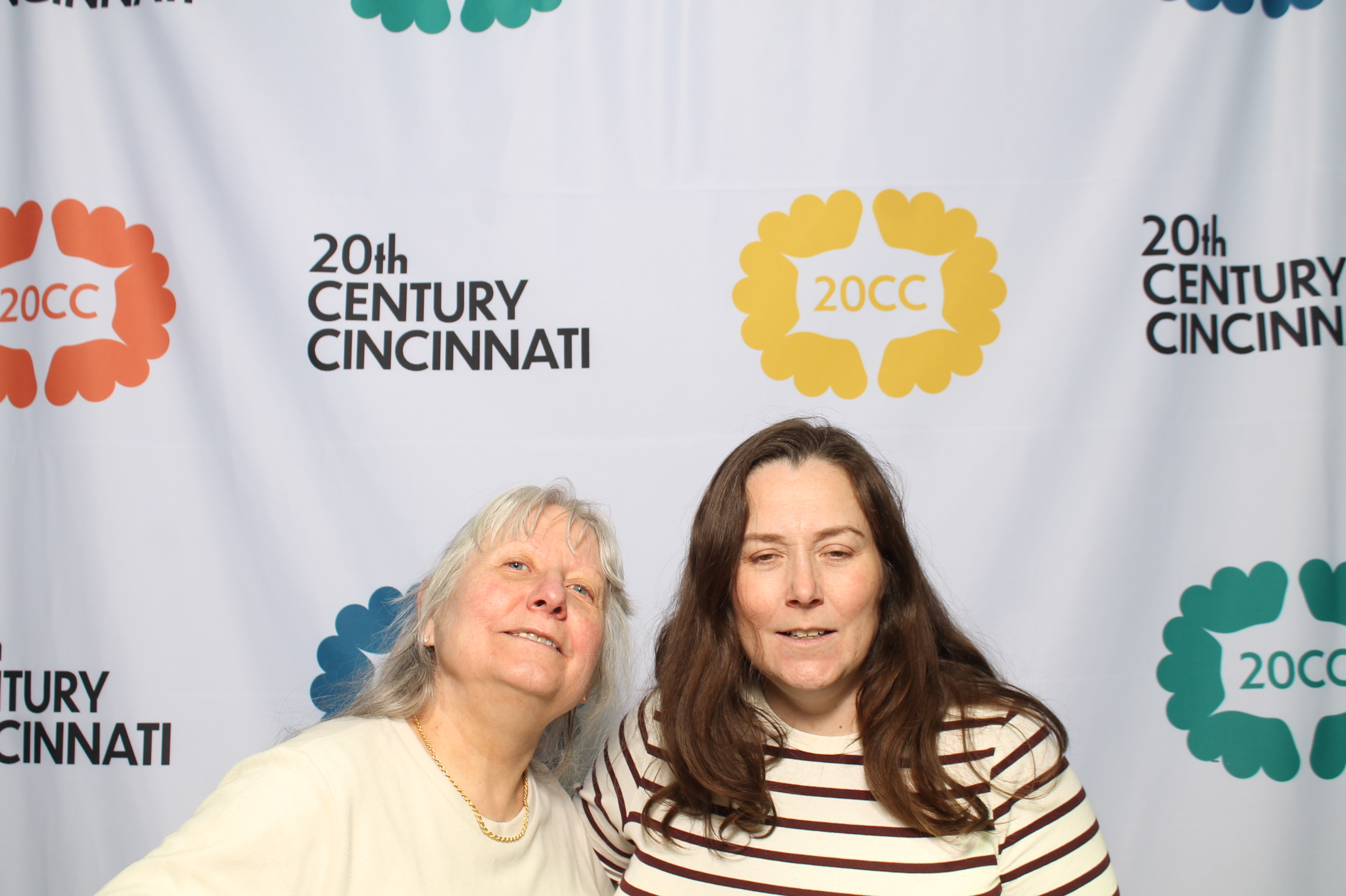20th Centry Cincinnati | View more photos from the event at gallery.photoboothcincy.com/u/PhotoBoothCincy/20th-Centry-Cincinnati