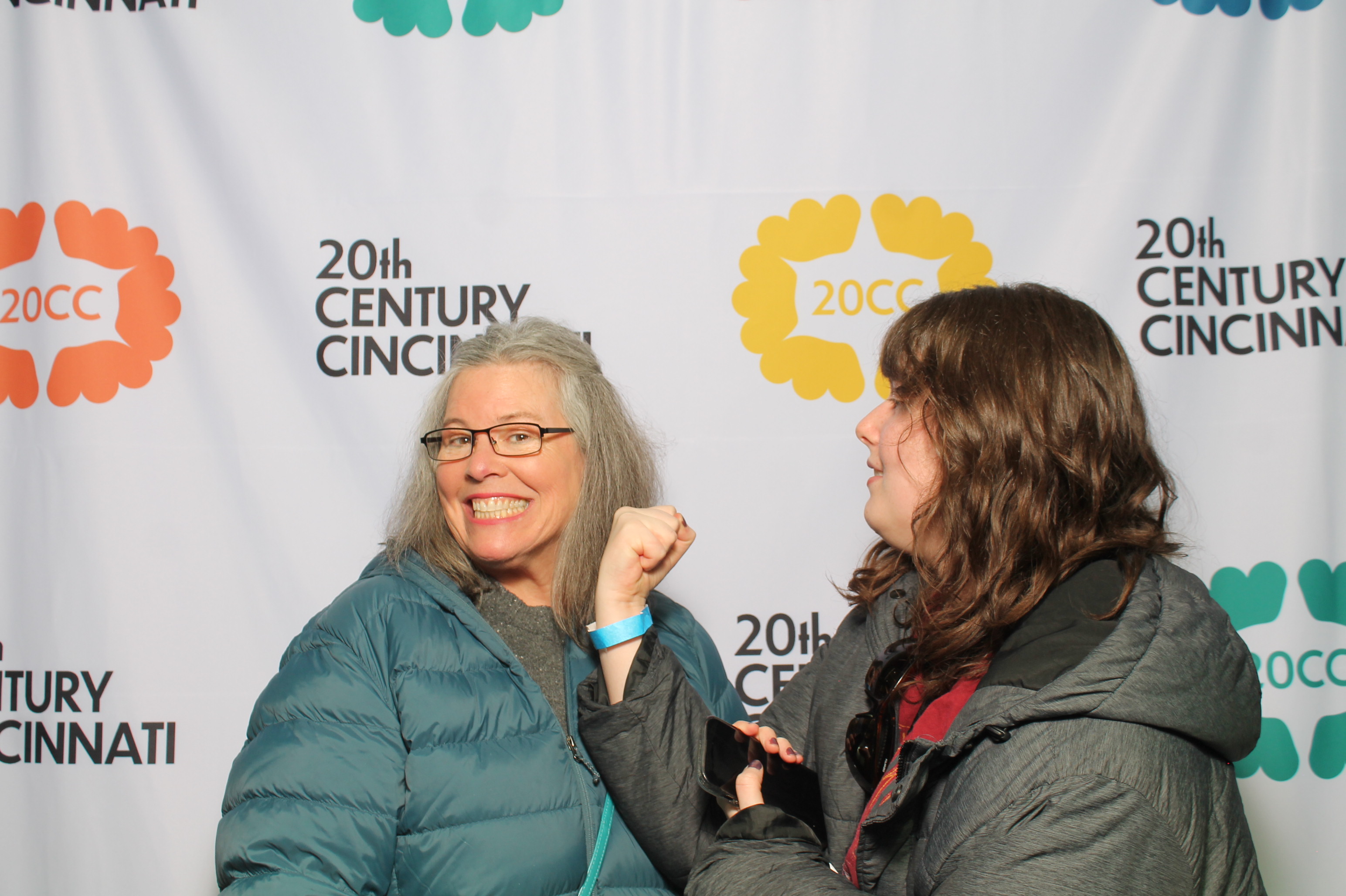 20th Centry Cincinnati | View more photos from the event at gallery.photoboothcincy.com/u/PhotoBoothCincy/20th-Centry-Cincinnati