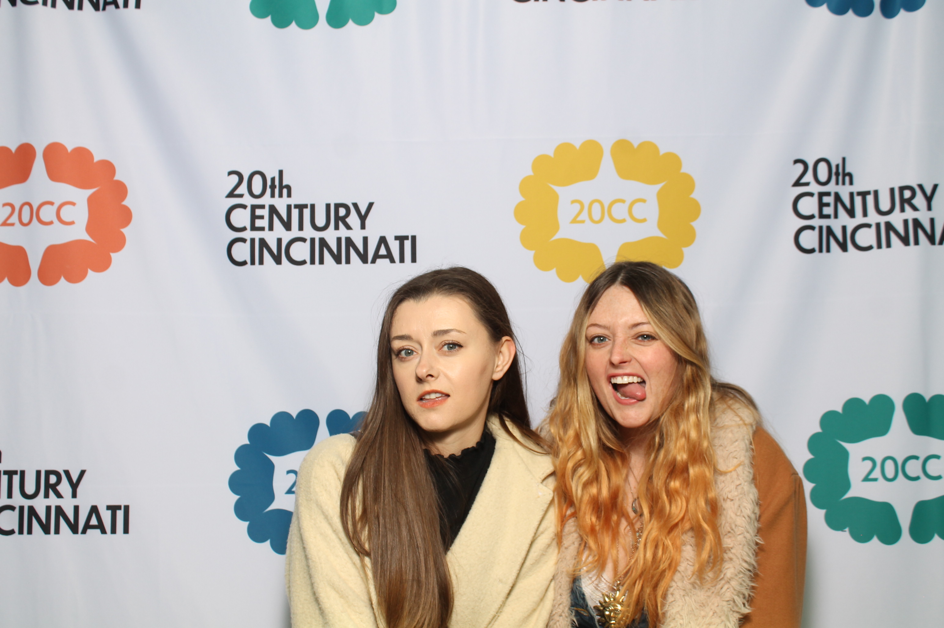 20th Centry Cincinnati | View more photos from the event at gallery.photoboothcincy.com/u/PhotoBoothCincy/20th-Centry-Cincinnati