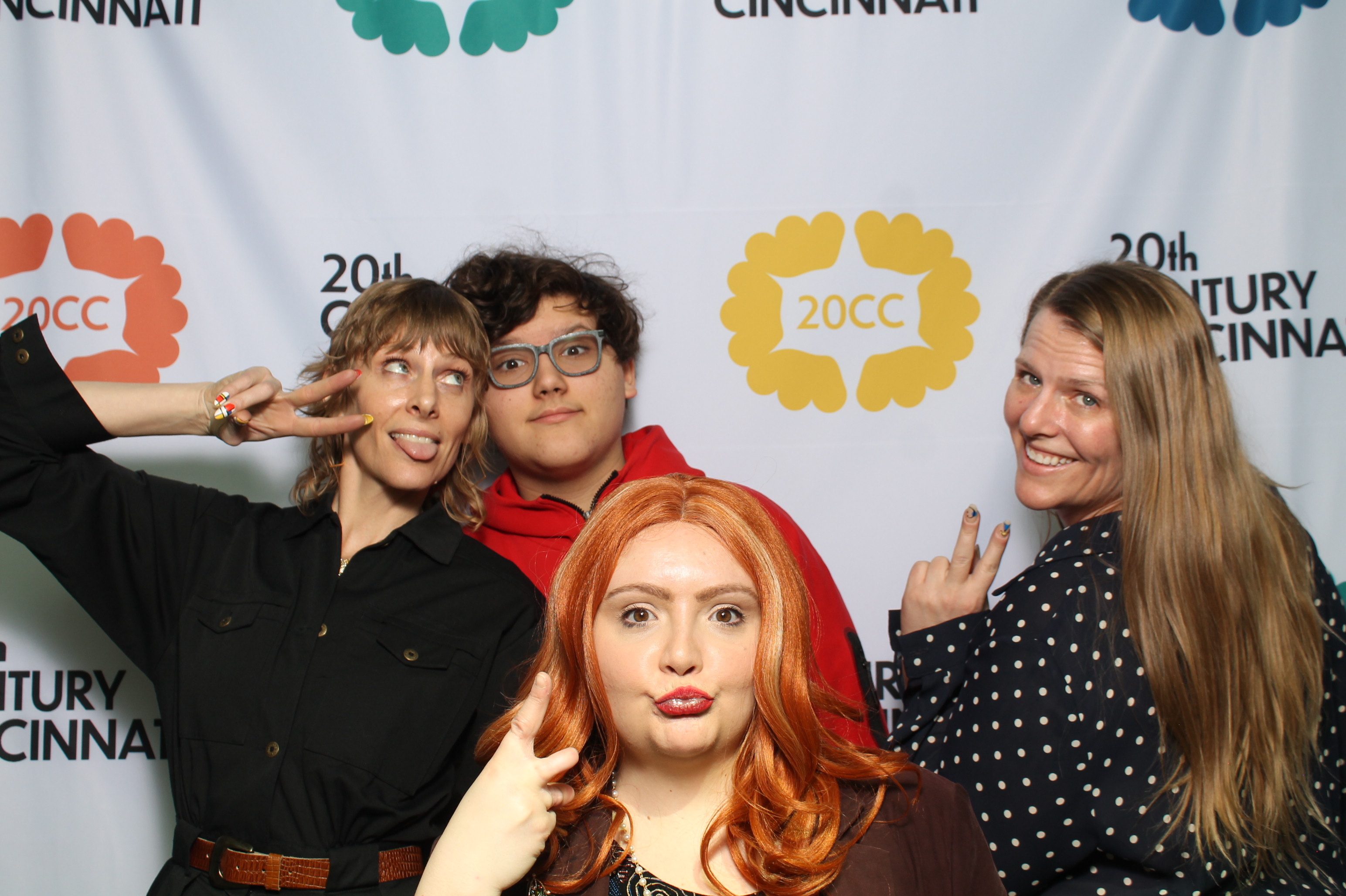 20th Centry Cincinnati | View more photos from the event at gallery.photoboothcincy.com/u/PhotoBoothCincy/20th-Centry-Cincinnati