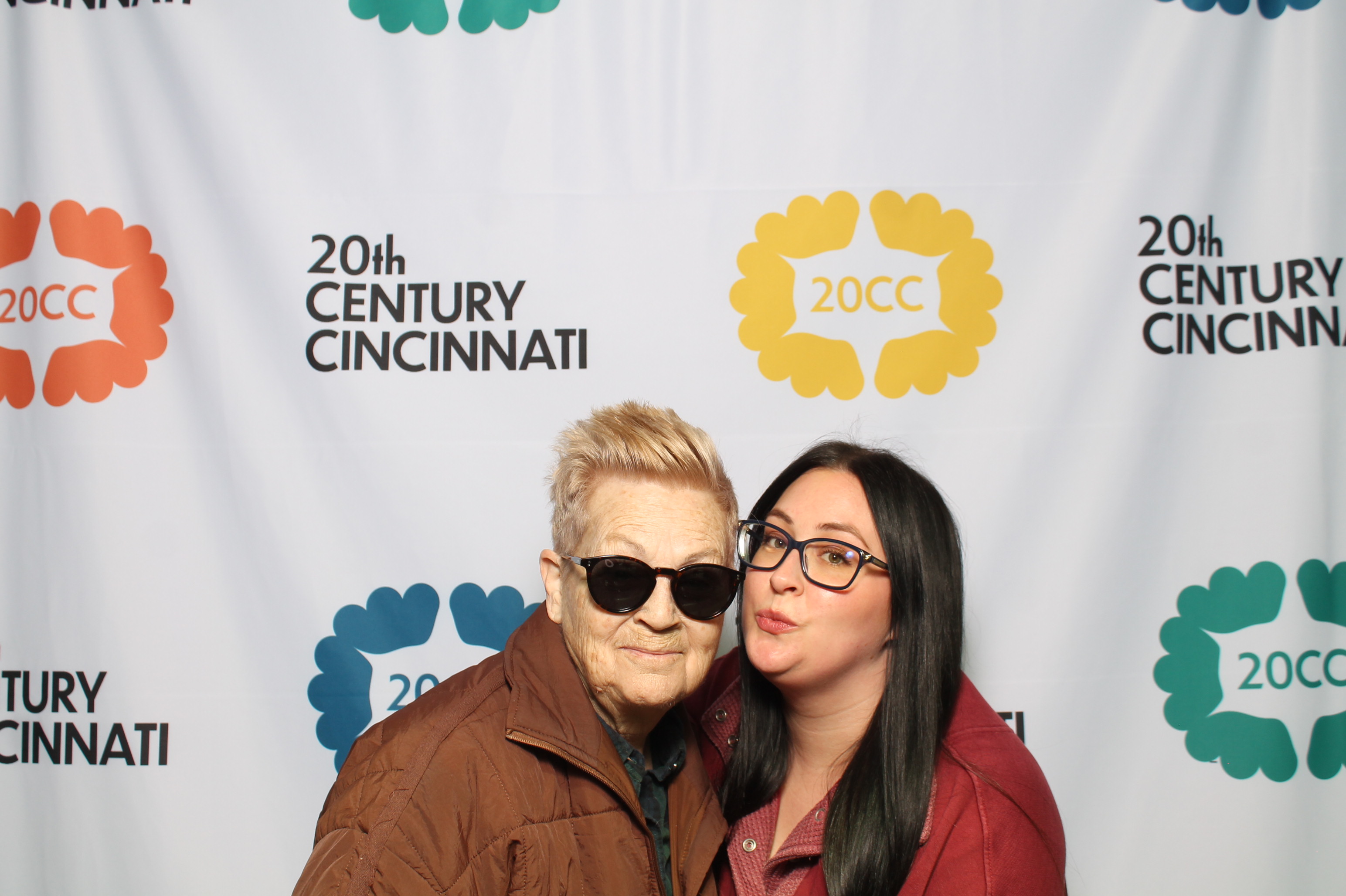 20th Centry Cincinnati | View more photos from the event at gallery.photoboothcincy.com/u/PhotoBoothCincy/20th-Centry-Cincinnati