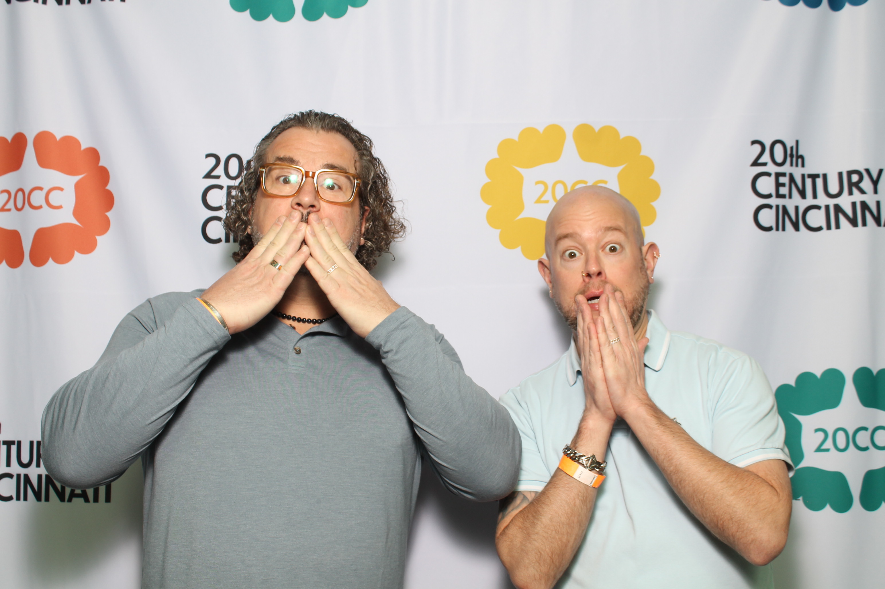 20th Centry Cincinnati | View more photos from the event at gallery.photoboothcincy.com/u/PhotoBoothCincy/20th-Centry-Cincinnati