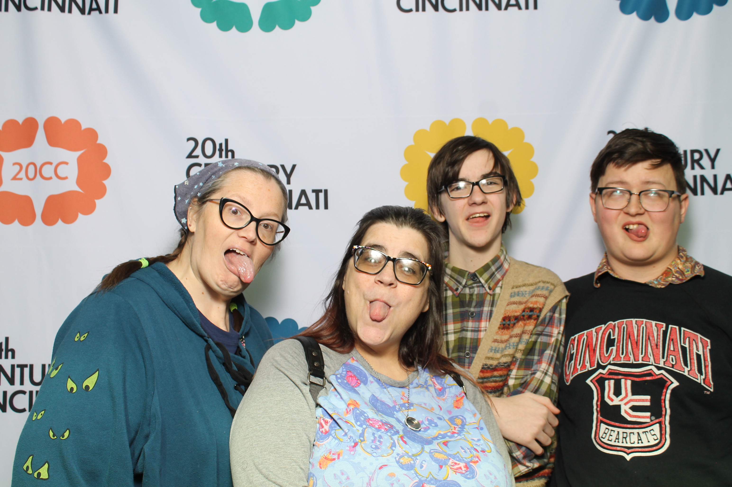20th Centry Cincinnati | View more photos from the event at gallery.photoboothcincy.com/u/PhotoBoothCincy/20th-Centry-Cincinnati