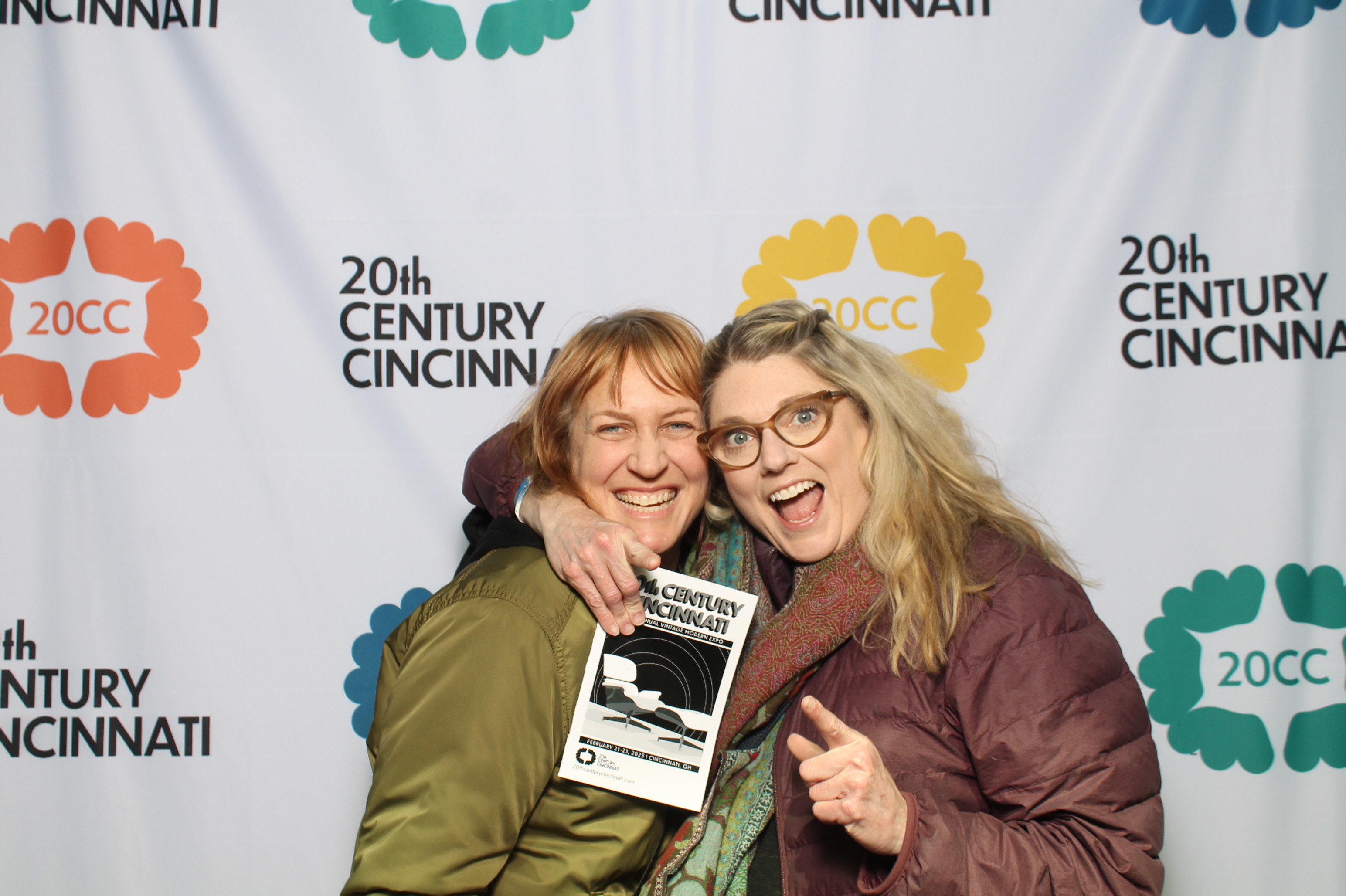 20th Centry Cincinnati | View more photos from the event at gallery.photoboothcincy.com/u/PhotoBoothCincy/20th-Centry-Cincinnati
