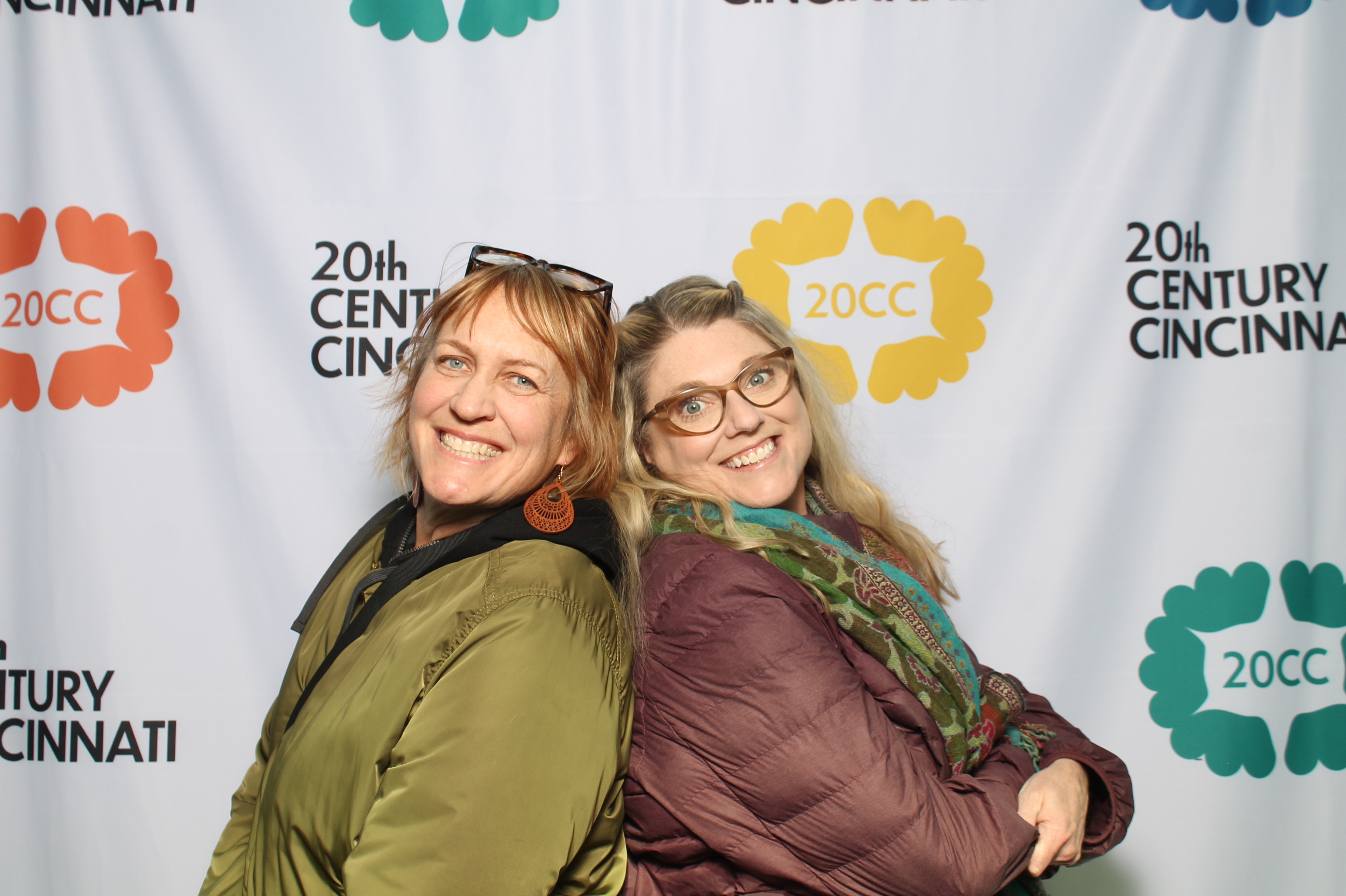 20th Centry Cincinnati | View more photos from the event at gallery.photoboothcincy.com/u/PhotoBoothCincy/20th-Centry-Cincinnati