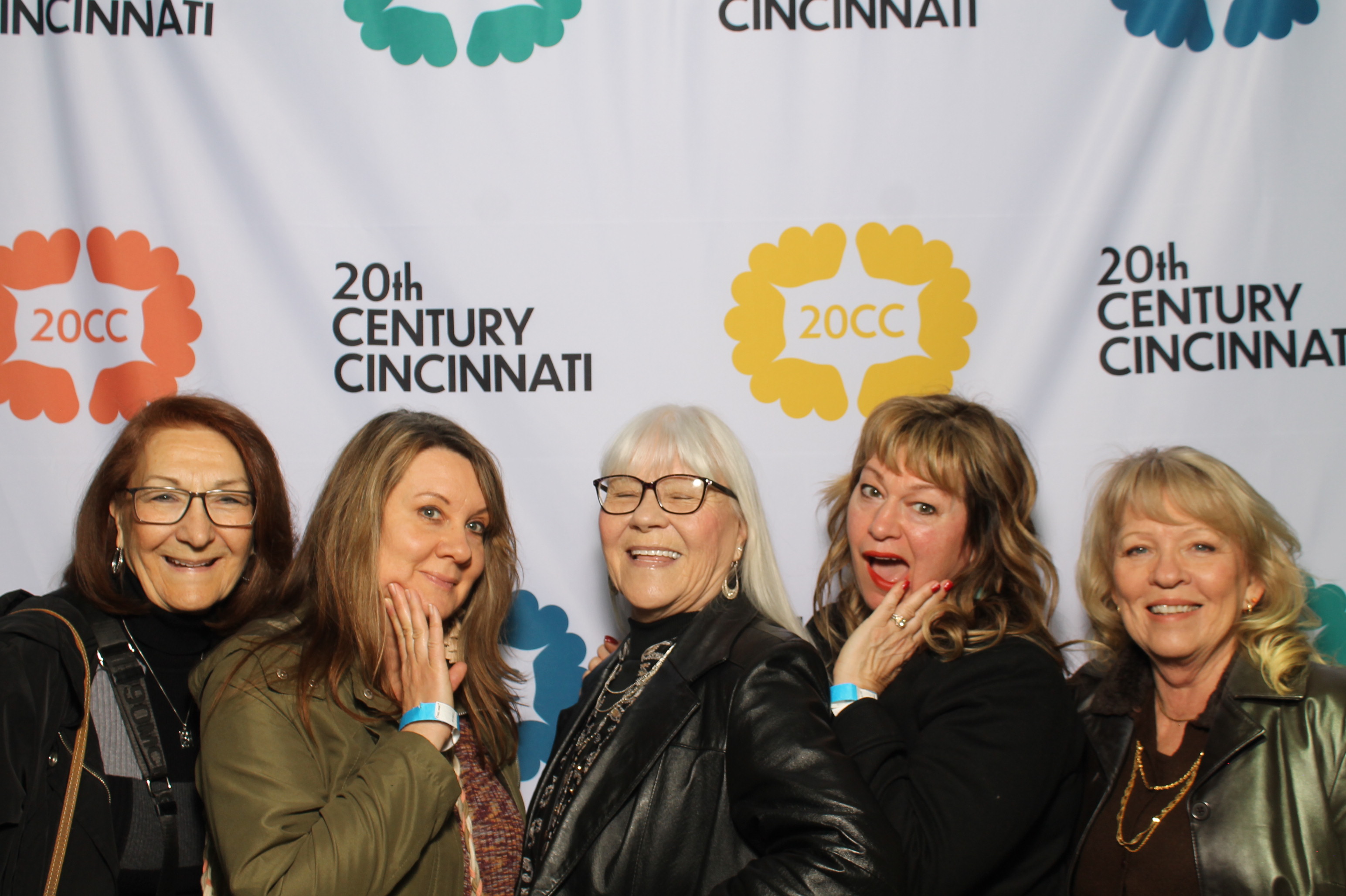 20th Centry Cincinnati | View more photos from the event at gallery.photoboothcincy.com/u/PhotoBoothCincy/20th-Centry-Cincinnati