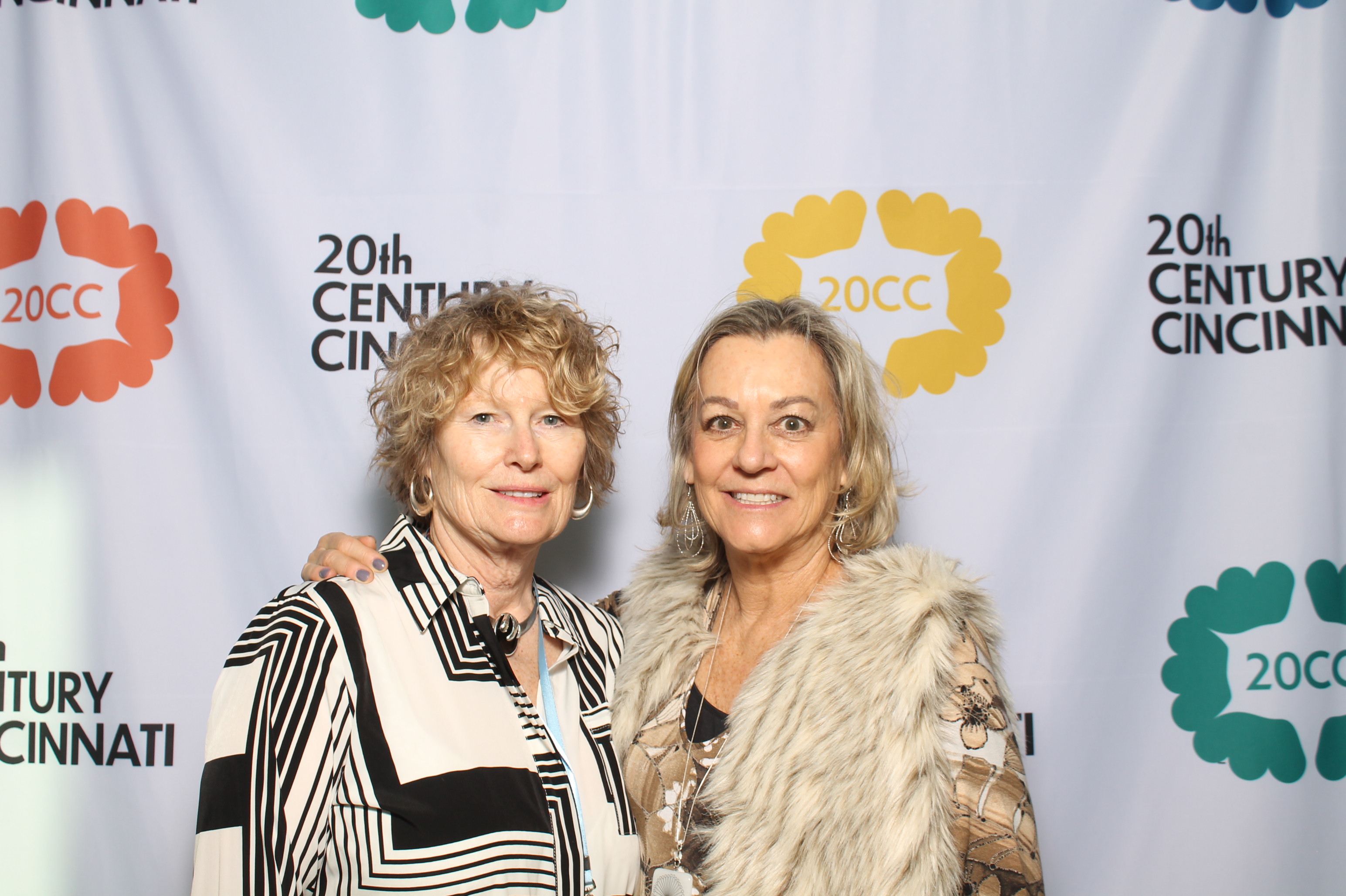 20th Centry Cincinnati | View more photos from the event at gallery.photoboothcincy.com/u/PhotoBoothCincy/20th-Centry-Cincinnati
