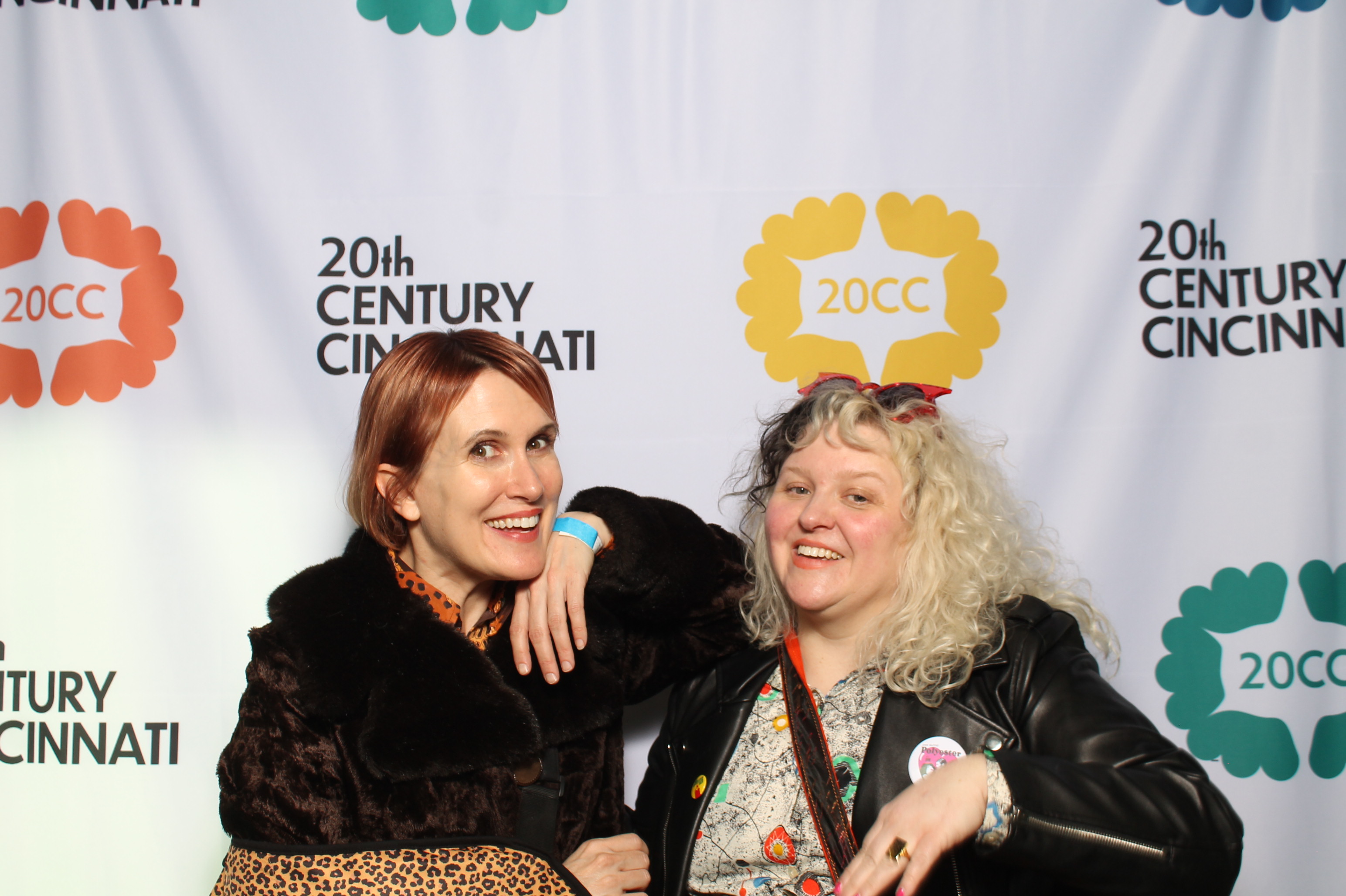 20th Centry Cincinnati | View more photos from the event at gallery.photoboothcincy.com/u/PhotoBoothCincy/20th-Centry-Cincinnati