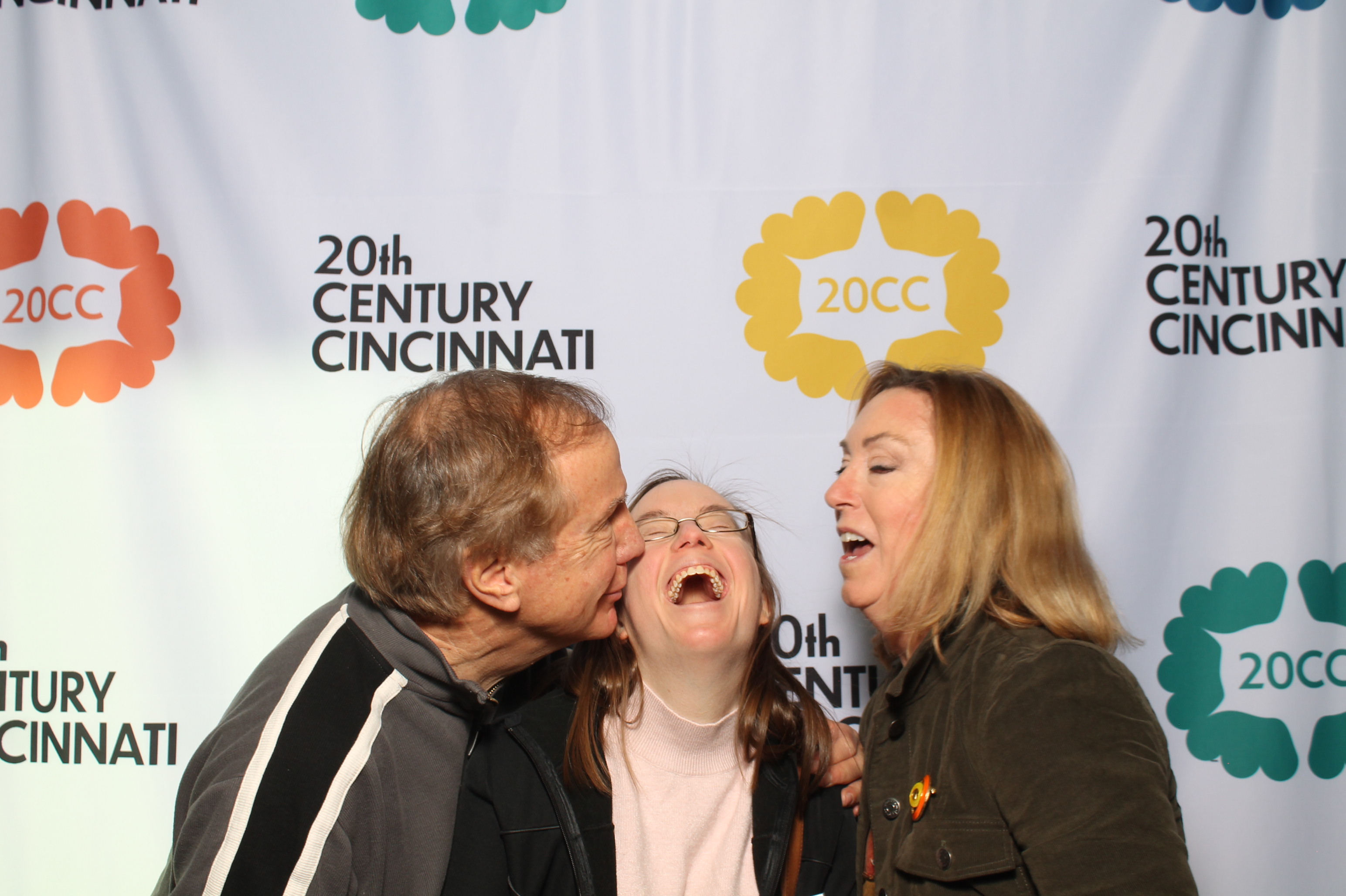 20th Centry Cincinnati | View more photos from the event at gallery.photoboothcincy.com/u/PhotoBoothCincy/20th-Centry-Cincinnati