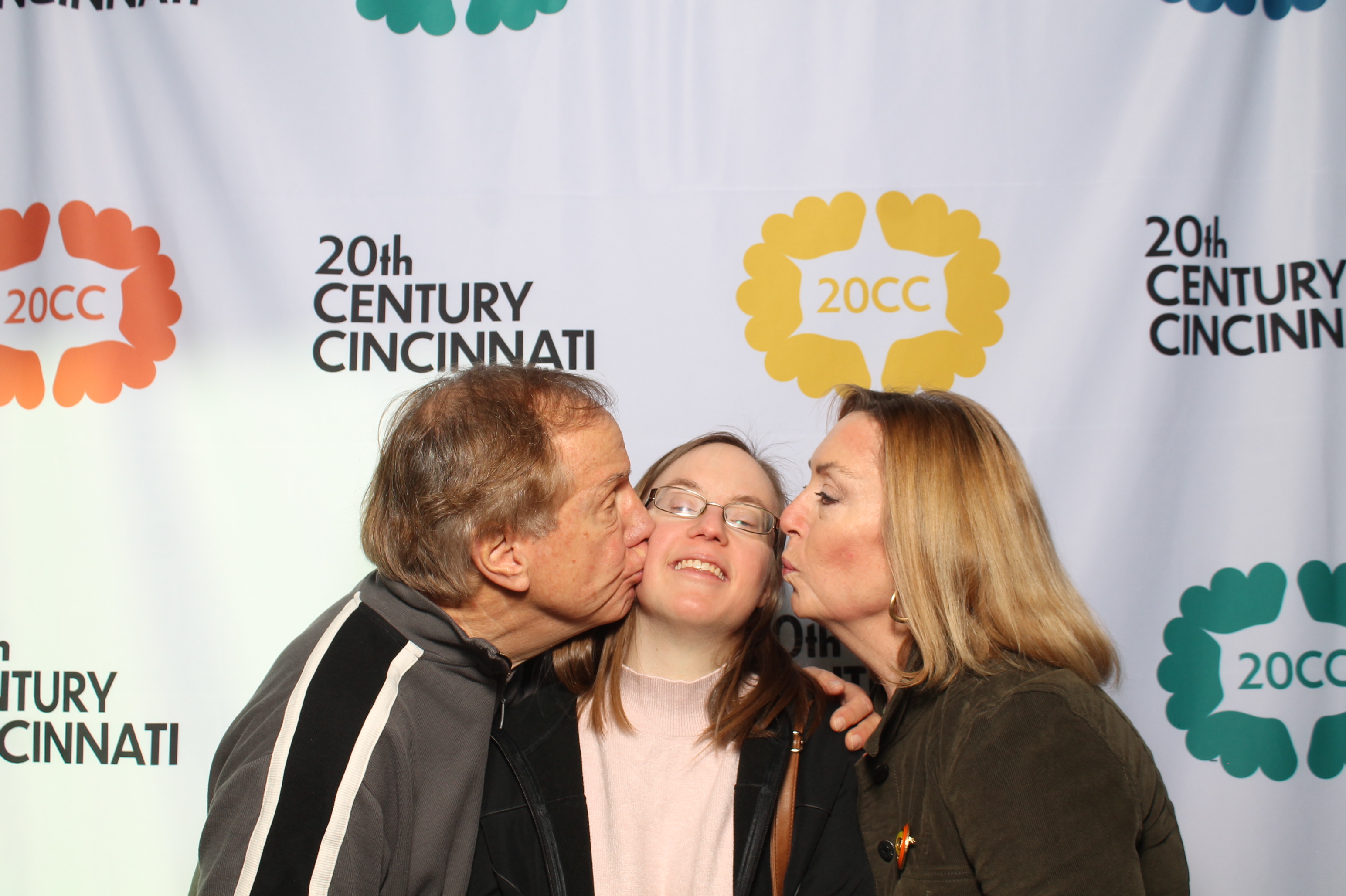 20th Centry Cincinnati | View more photos from the event at gallery.photoboothcincy.com/u/PhotoBoothCincy/20th-Centry-Cincinnati