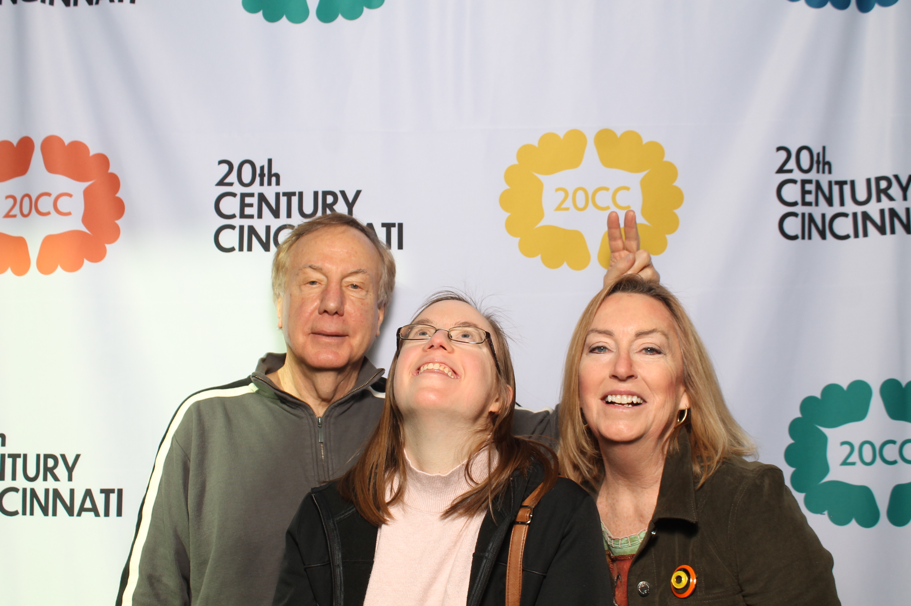 20th Centry Cincinnati | View more photos from the event at gallery.photoboothcincy.com/u/PhotoBoothCincy/20th-Centry-Cincinnati