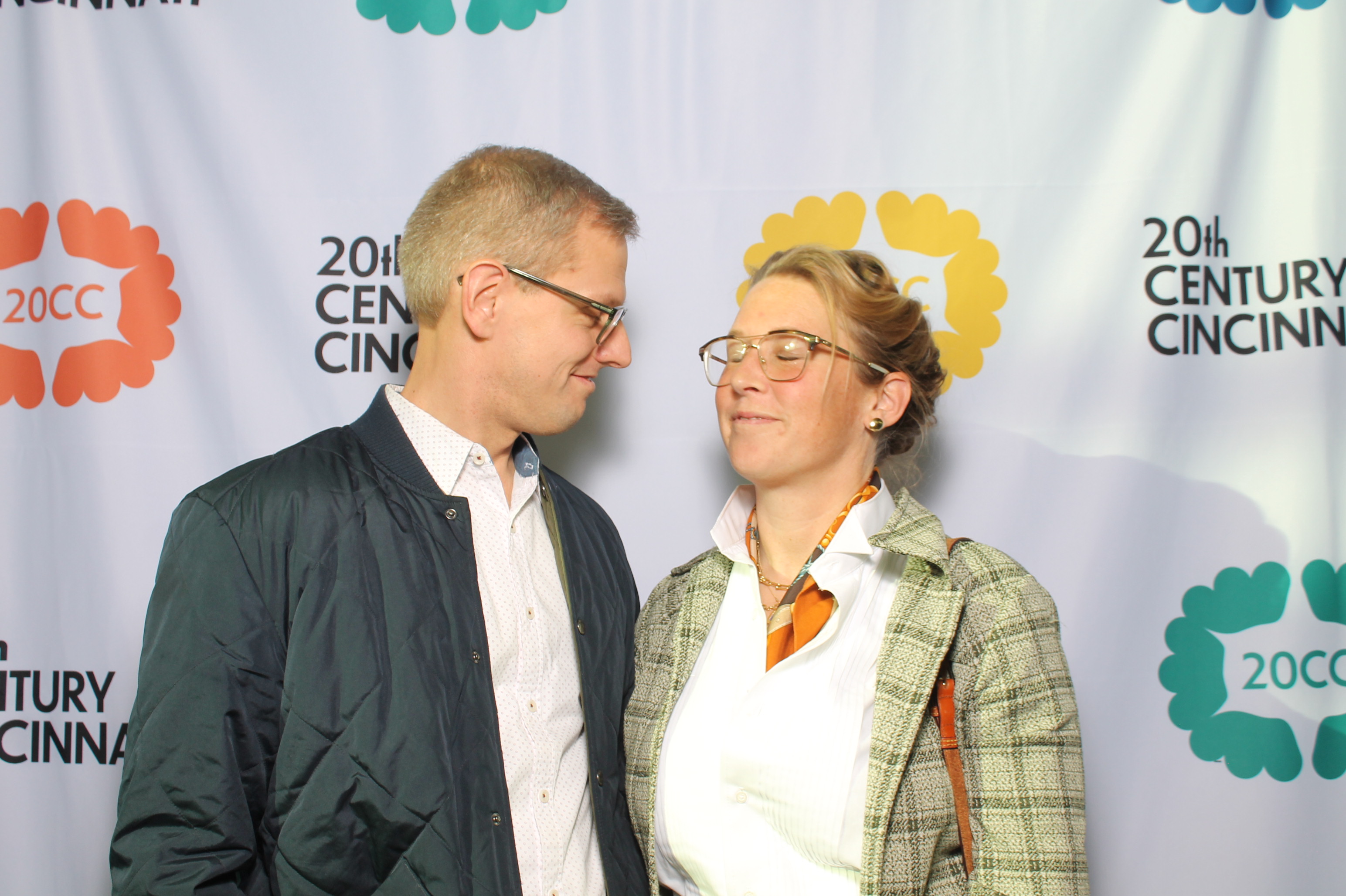 20th Centry Cincinnati | View more photos from the event at gallery.photoboothcincy.com/u/PhotoBoothCincy/20th-Centry-Cincinnati
