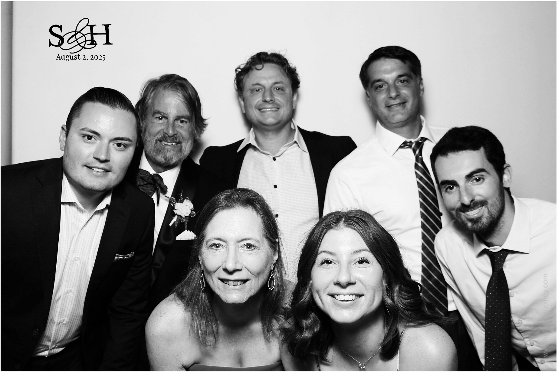 4220 Mayleben x Teel | View more photos from the event at gallery.photoboothcincy.com/u/PhotoBoothCincy/4220-Mayleben-x-Teel